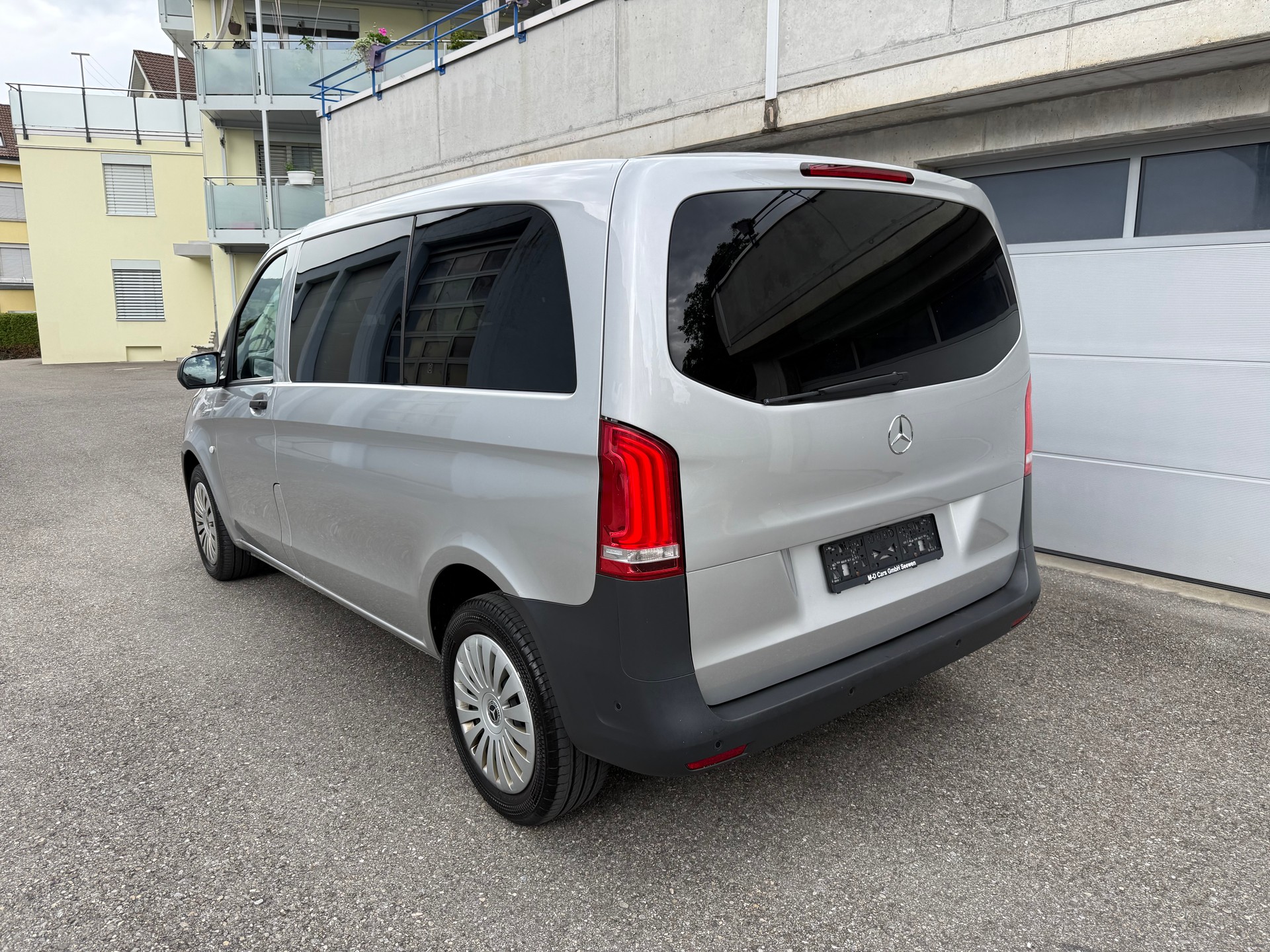 MERCEDES-BENZ Vito 116 BlueTec Tourer Pro 4Matic 7G-Tronic 5-Plätzer-image-5