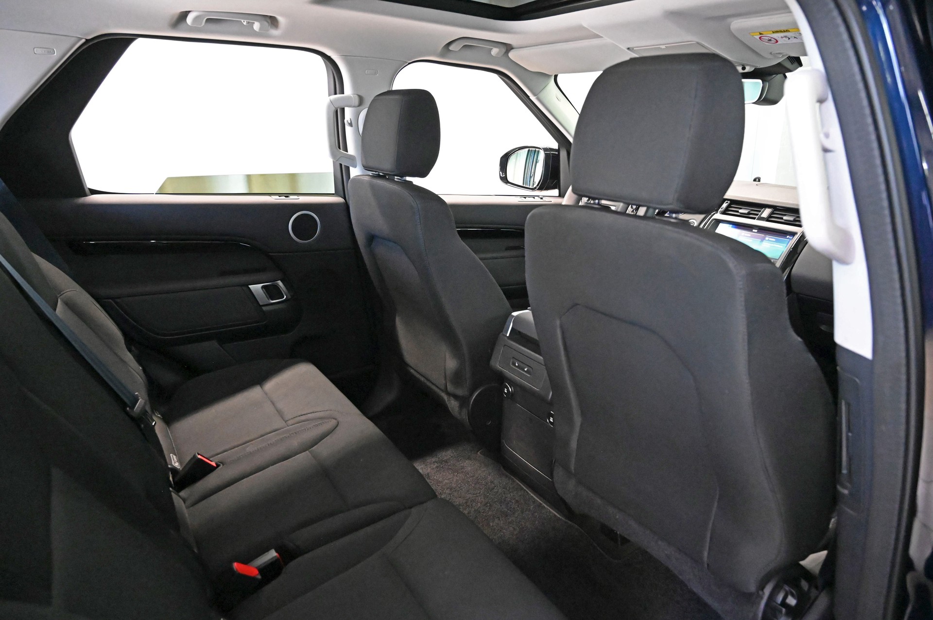 LAND ROVER Discovery 2.0 SD4 SE Automatic-image-19