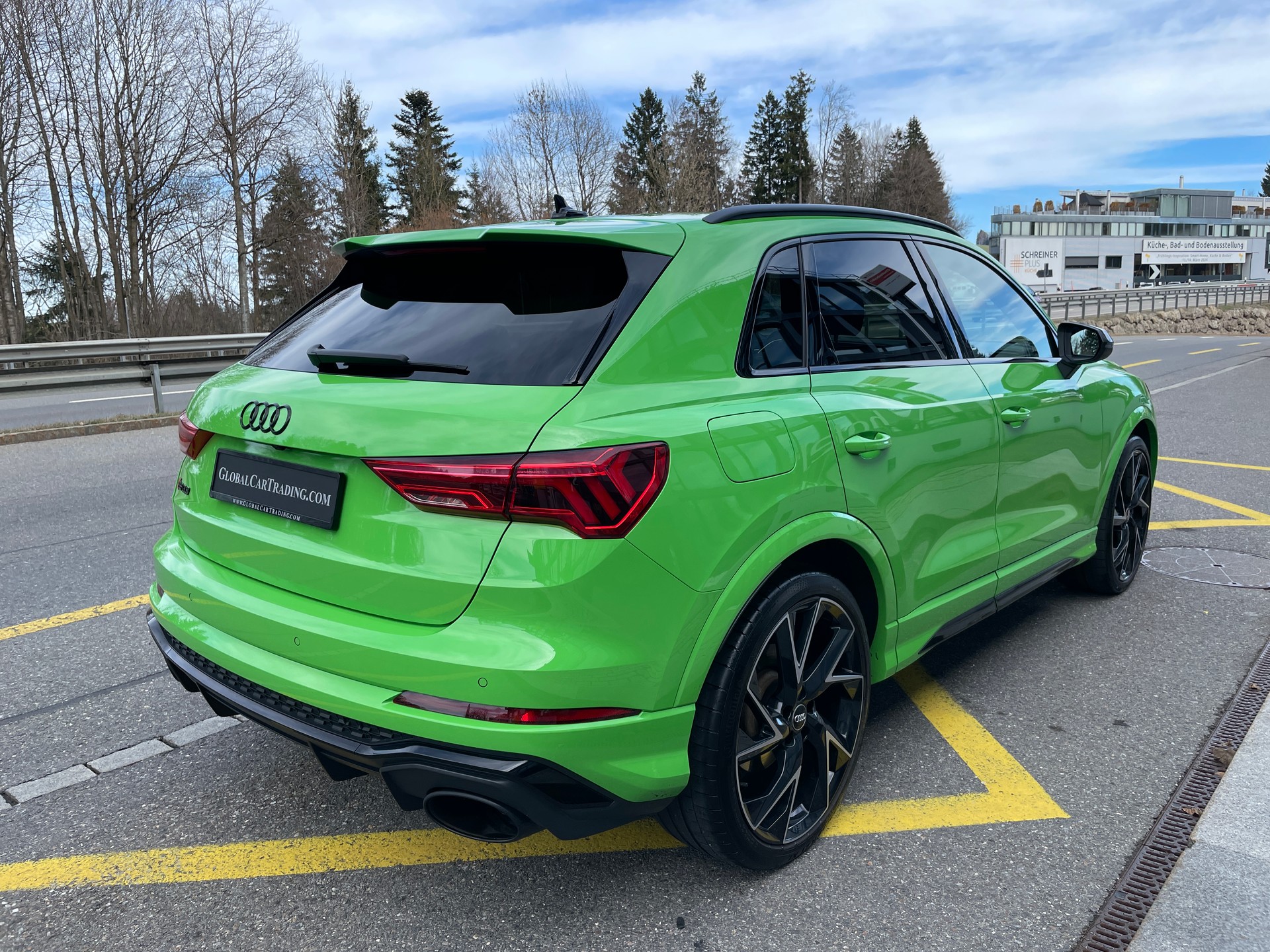 AUDI RS Q3 2.5 TFSI quattro S tronic-image-4