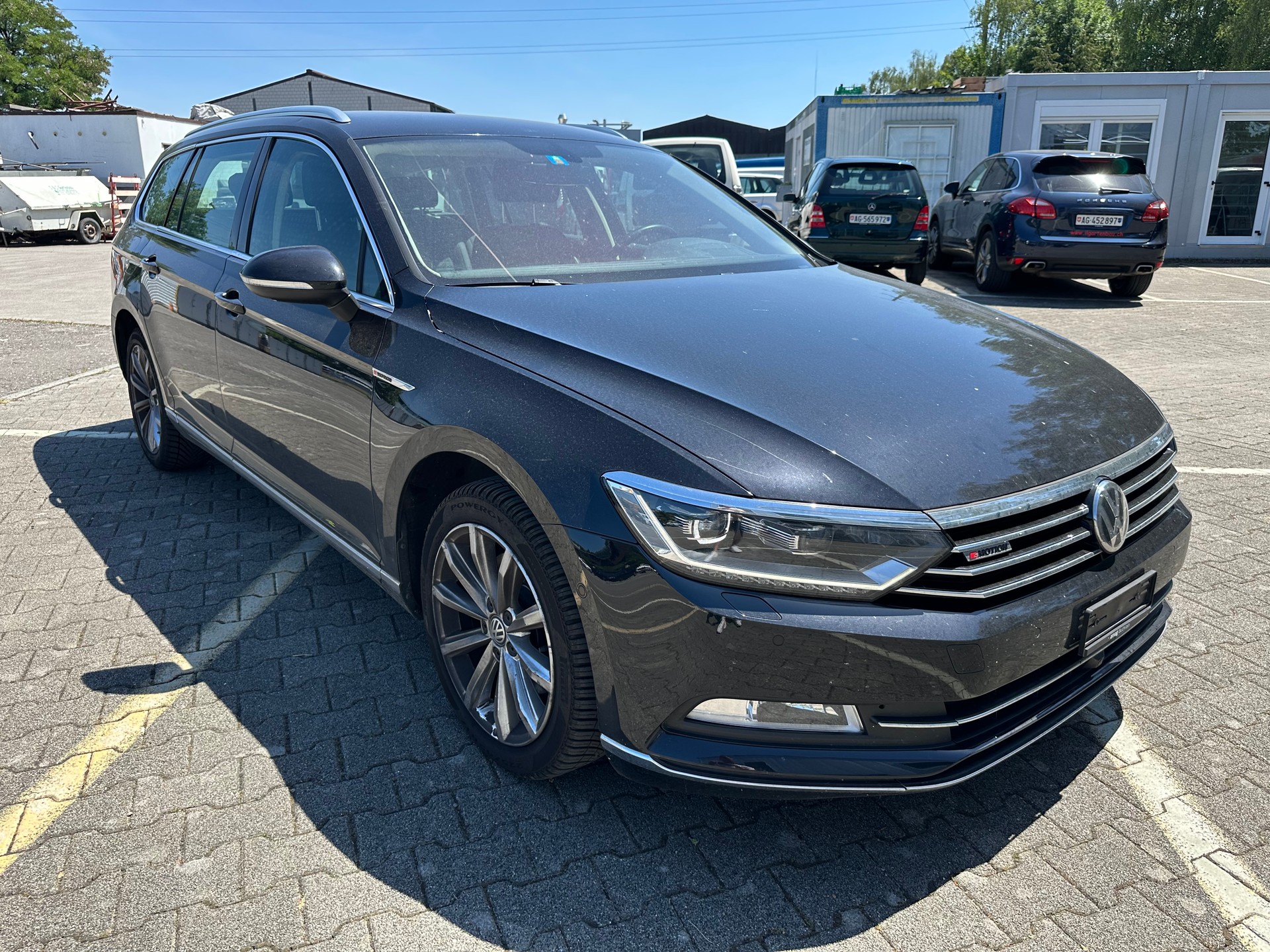 VW Passat Variant 2.0 TDI BMT Highline DSG 4Motion-image-7