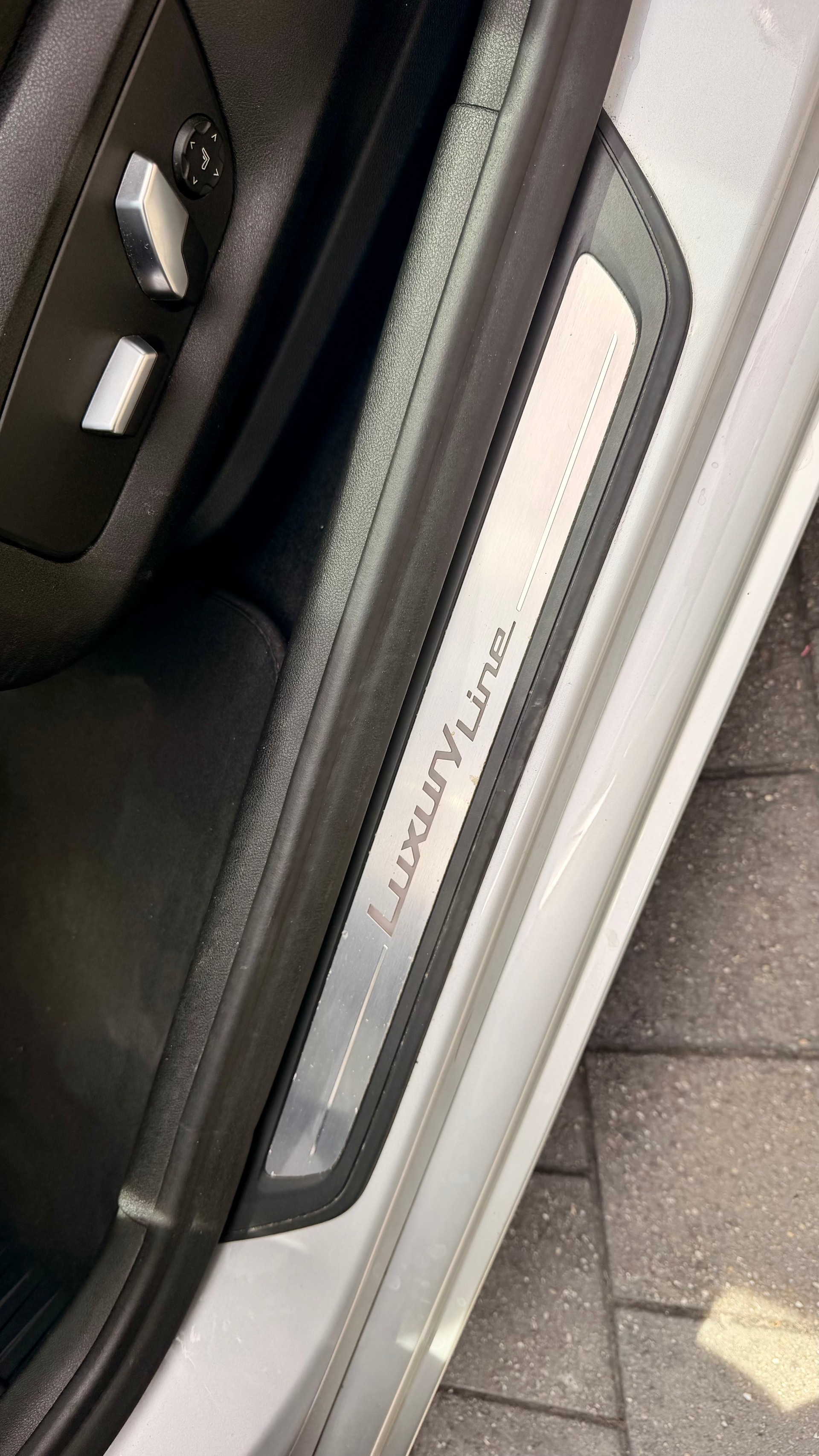 BMW 530i xDrive-image-13