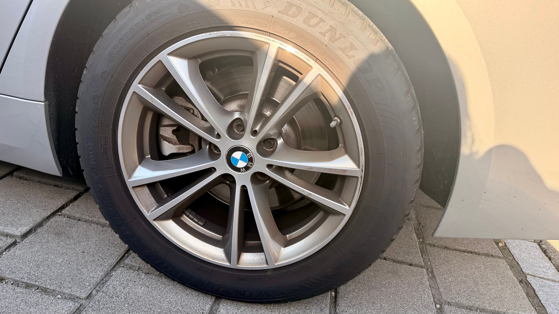 BMW 530i xDrive-image-14