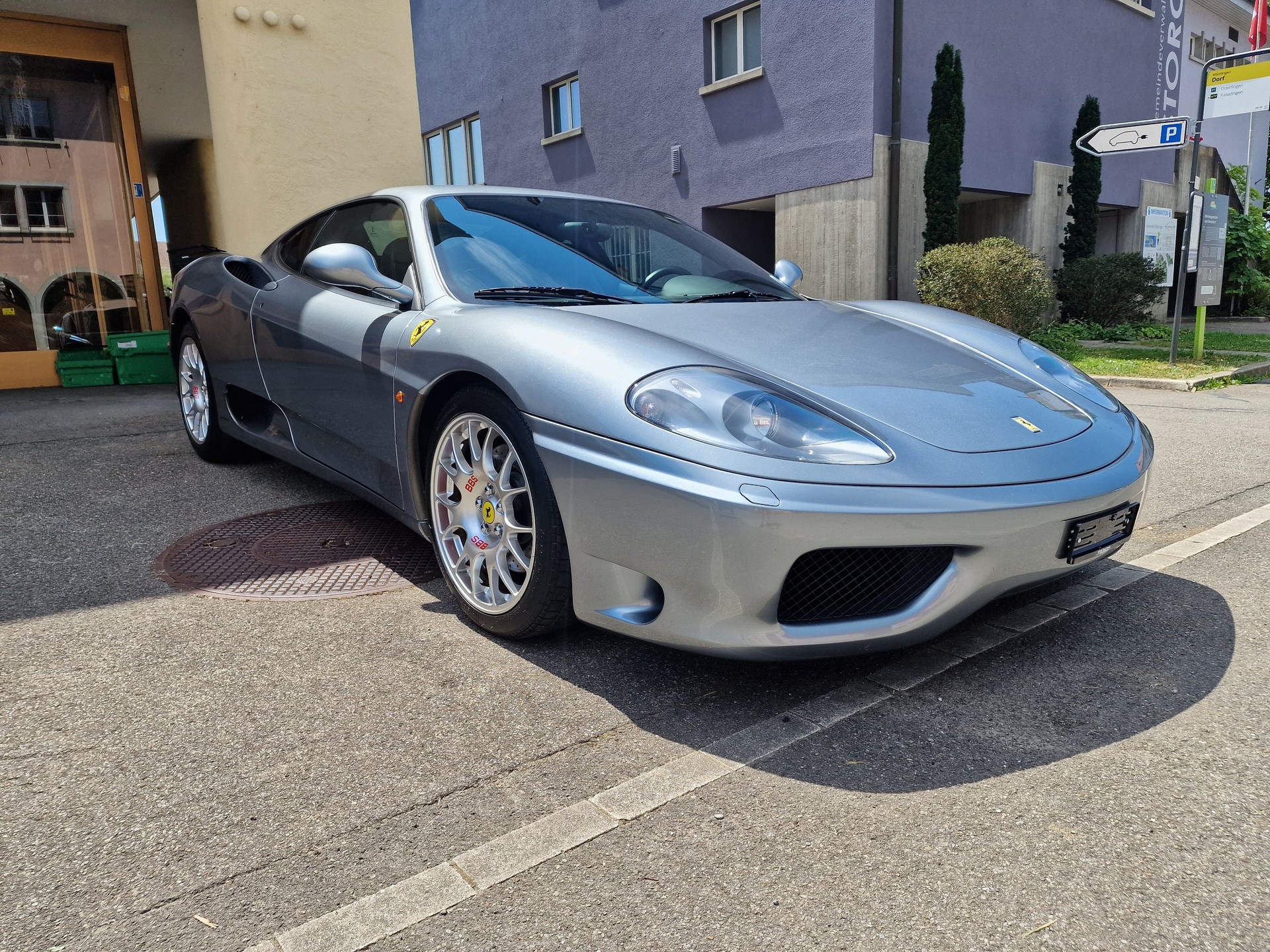 FERRARI F360-image-6
