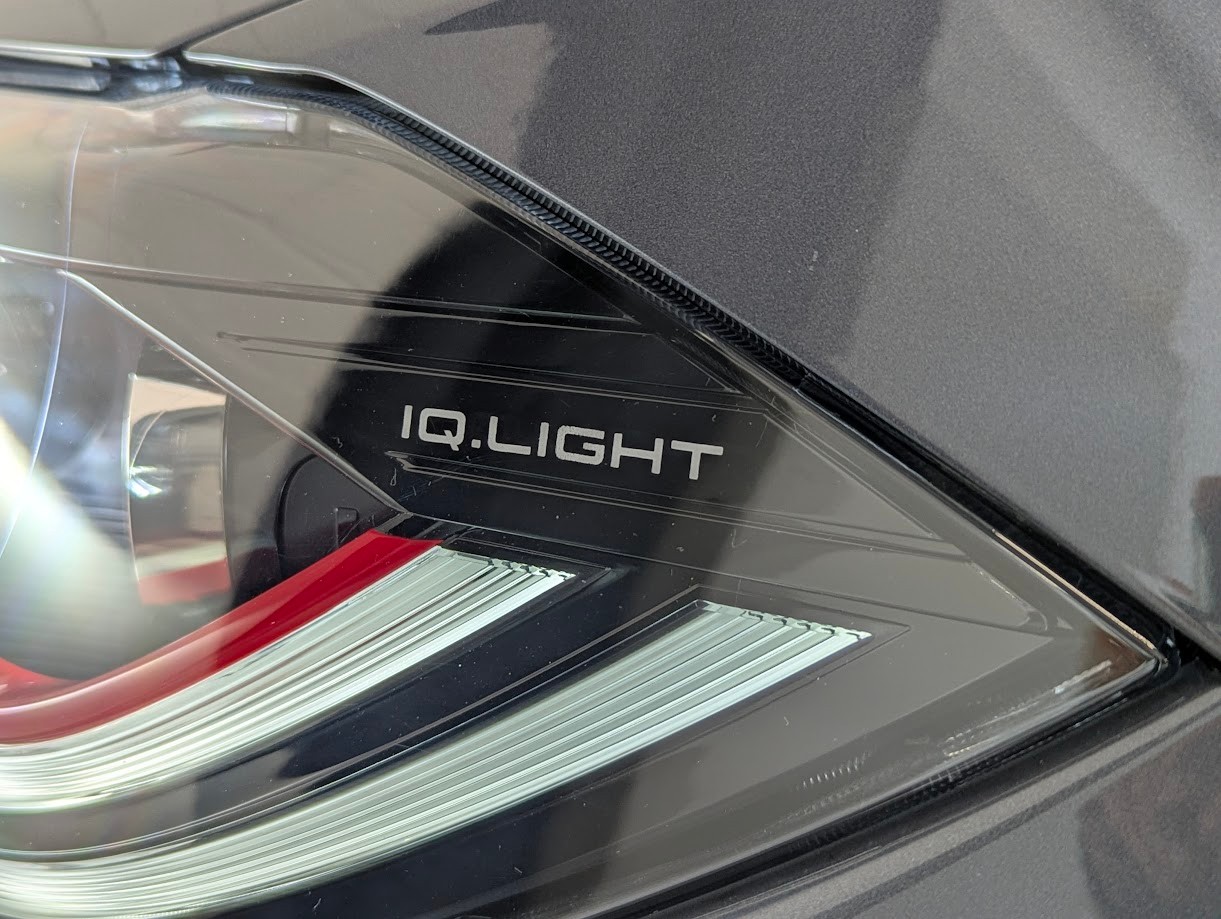 VW Polo 2.0 TSI GTI DSG*1.HAND WERKSGAR IQ-MATRIX LED SITZHEIZUNG KLIMAAUTO FULL-ASSISTS WIRELESS-APP*-image-2