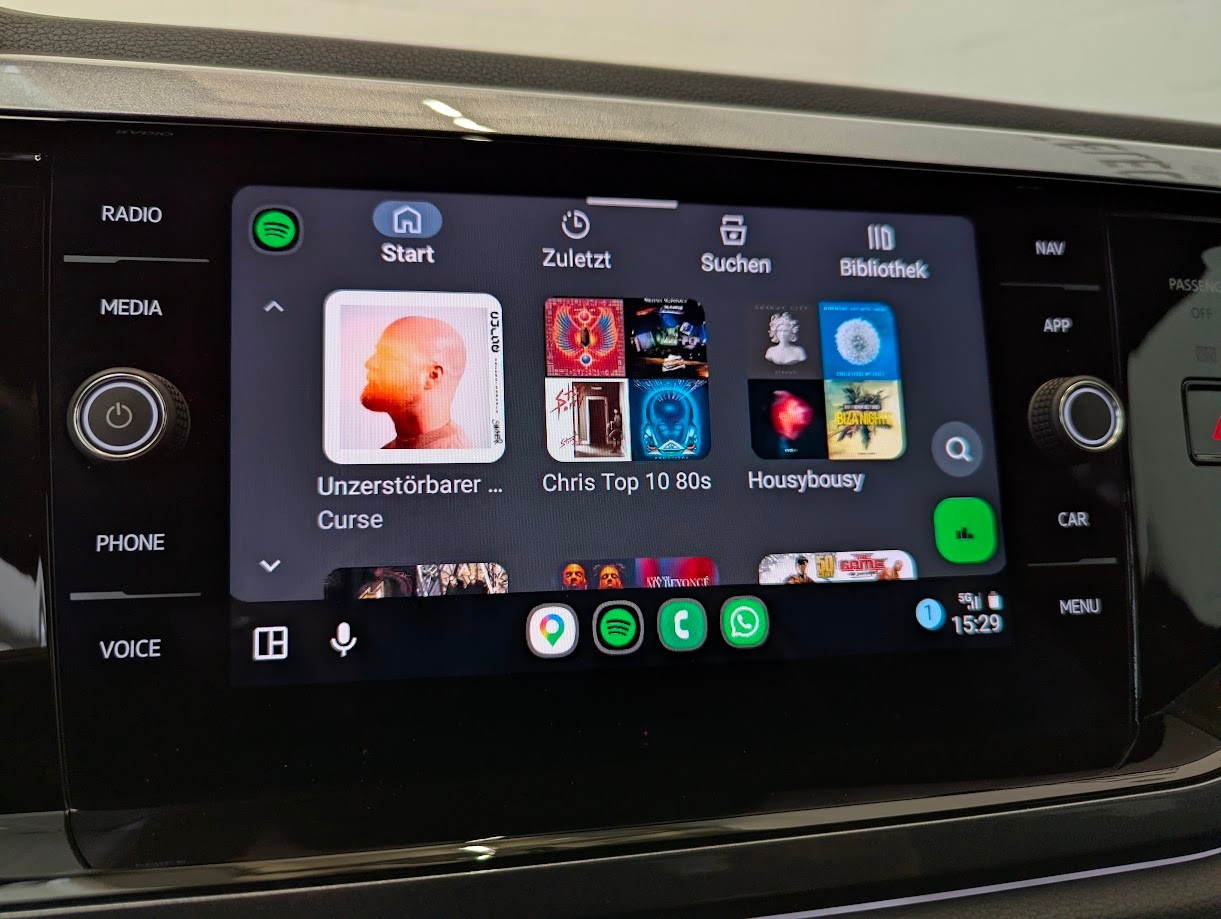 VW Polo 2.0 TSI GTI DSG*1.HAND WERKSGAR IQ-MATRIX LED SITZHEIZUNG KLIMAAUTO FULL-ASSISTS WIRELESS-APP*-image-12