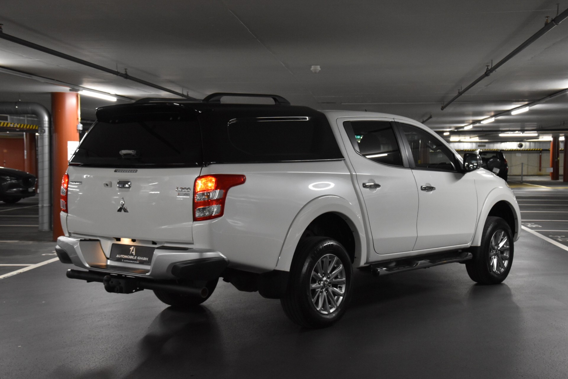 MITSUBISHI L 200 2.4 Style Double Cab A-image-8