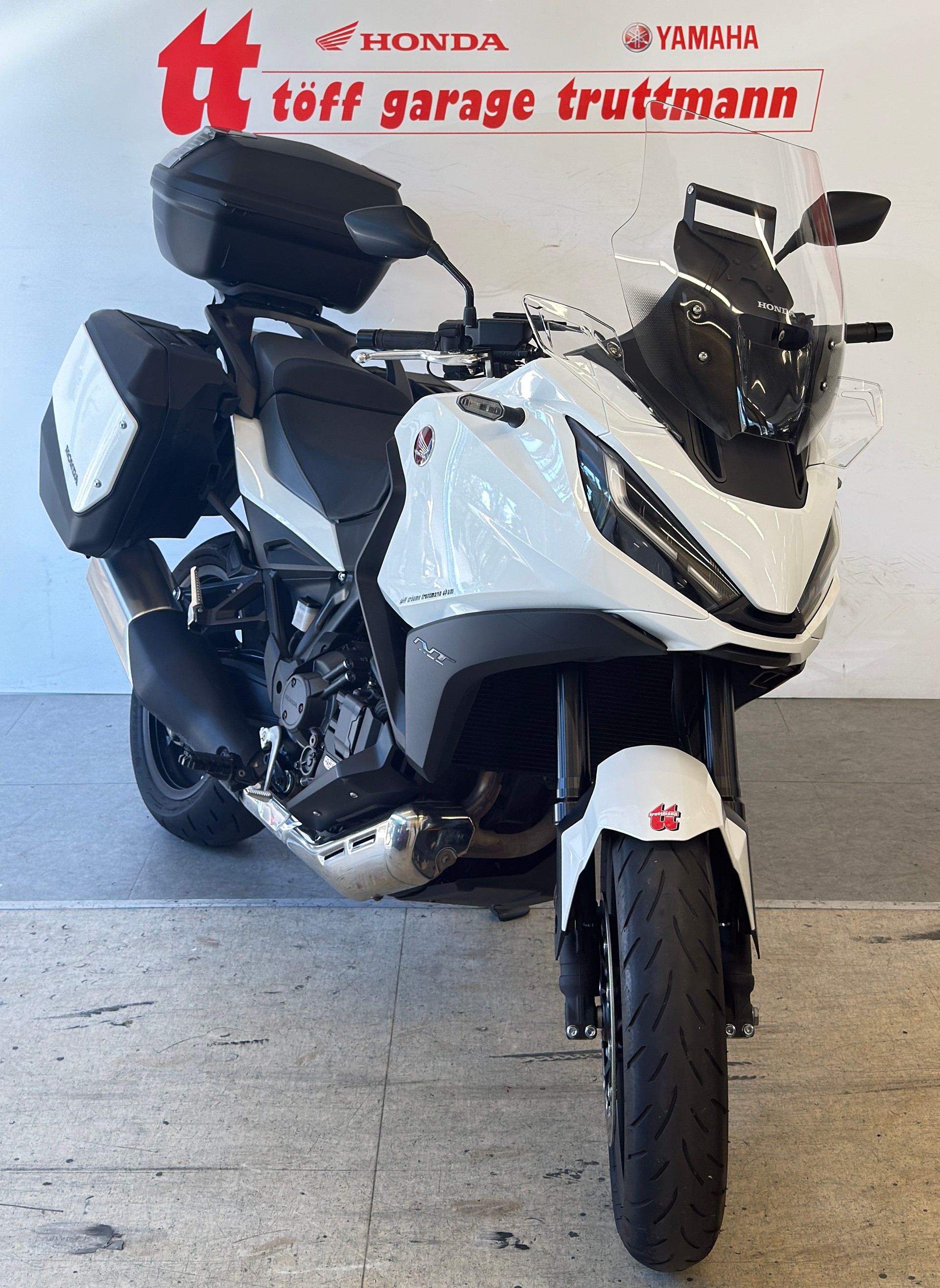 HONDA NT 1100 DCT-showroom-element-2