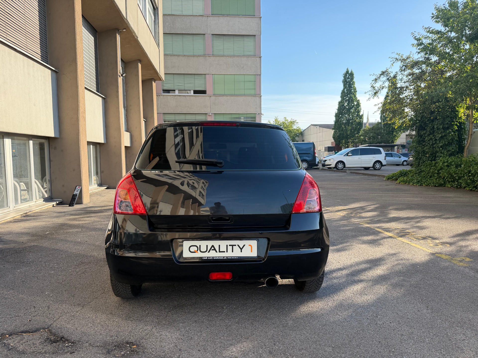 SUZUKI Swift 1.3i 16V GL Top-image-5
