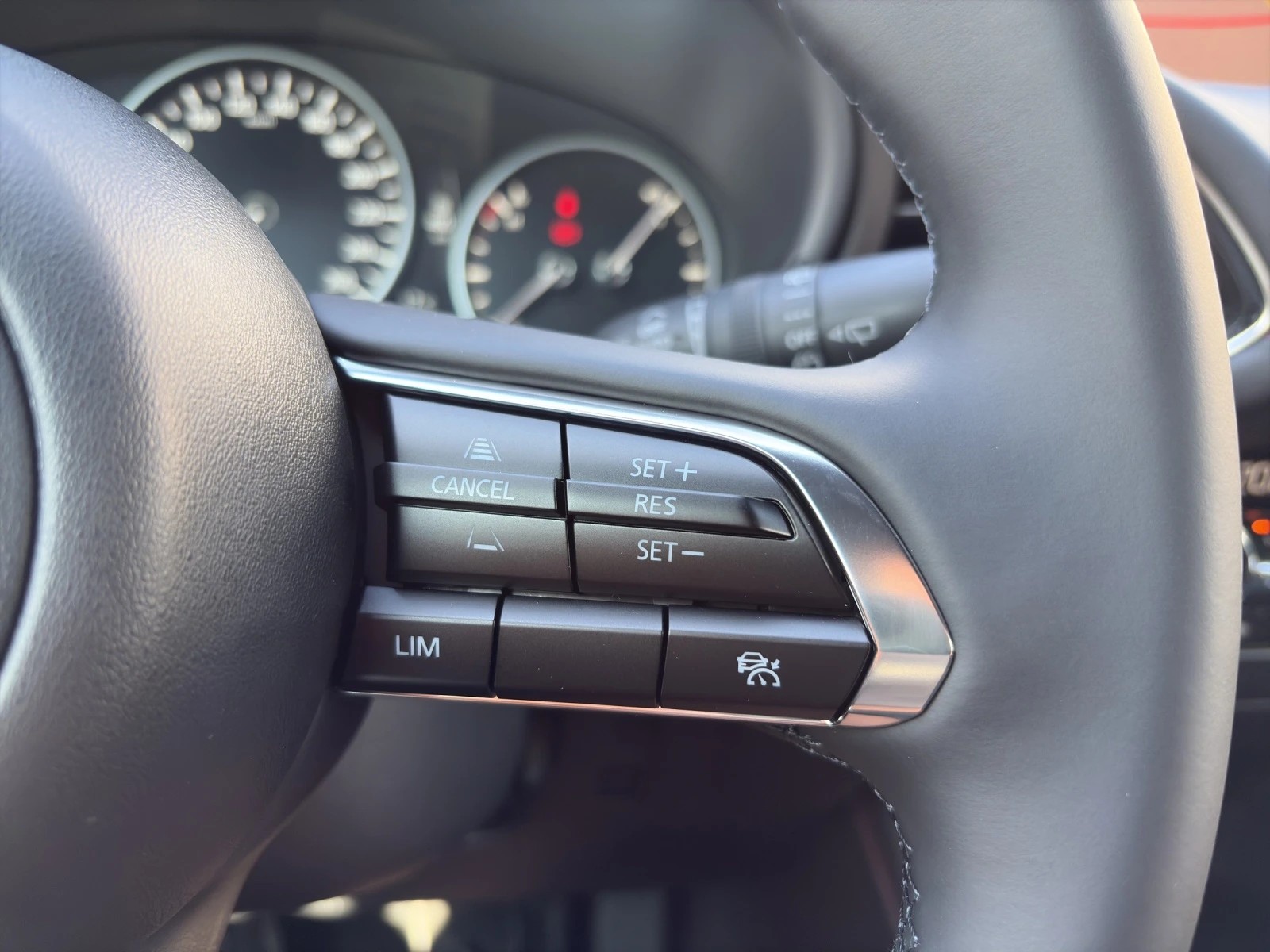 MAZDA 3 Hatchback SKYACTIV-G M Hybrid 140 Homura Automat-image-10