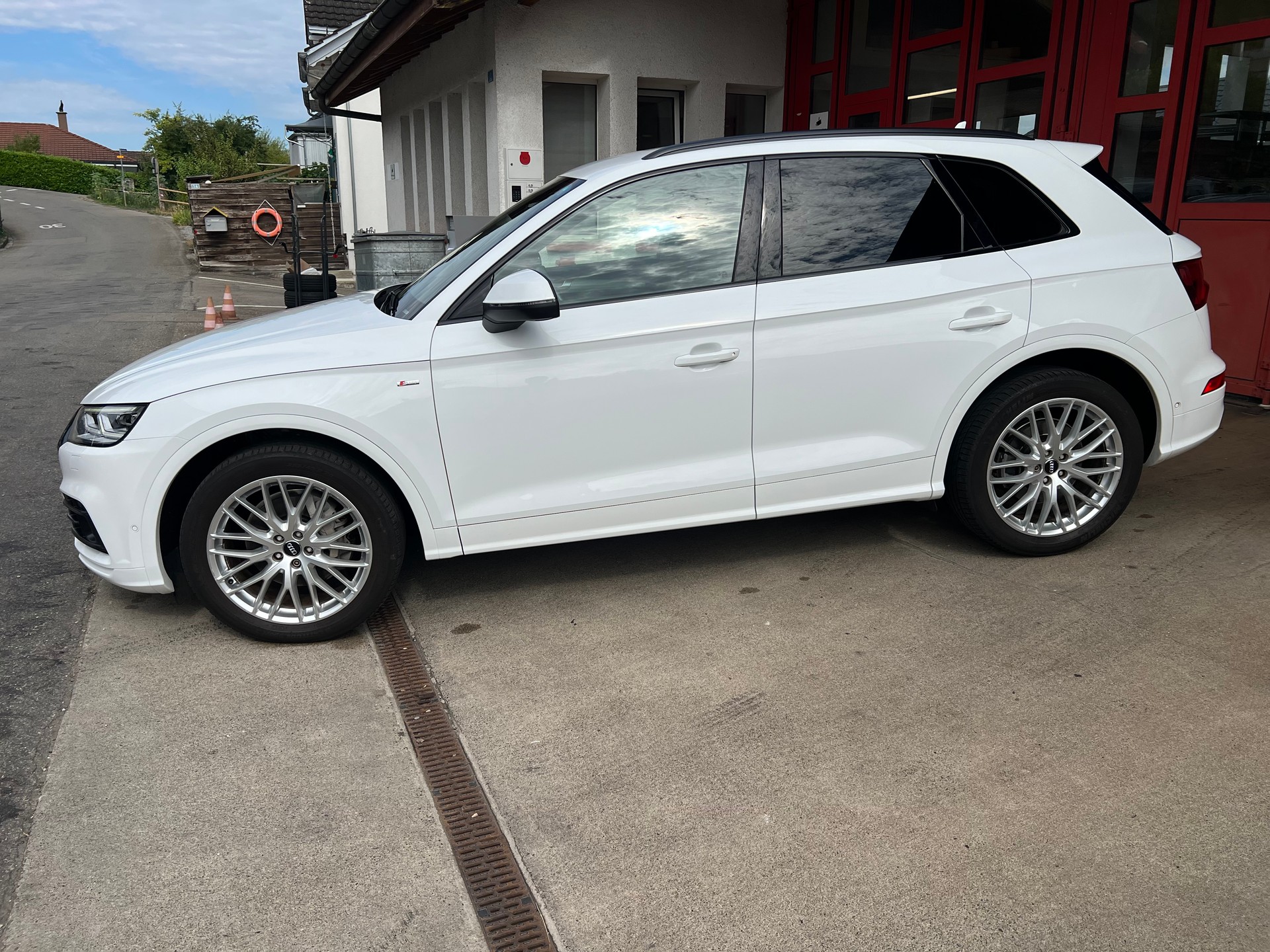 AUDI Q5 2.0 TFSI sport quattro S-tronic / S-Line /-image-3