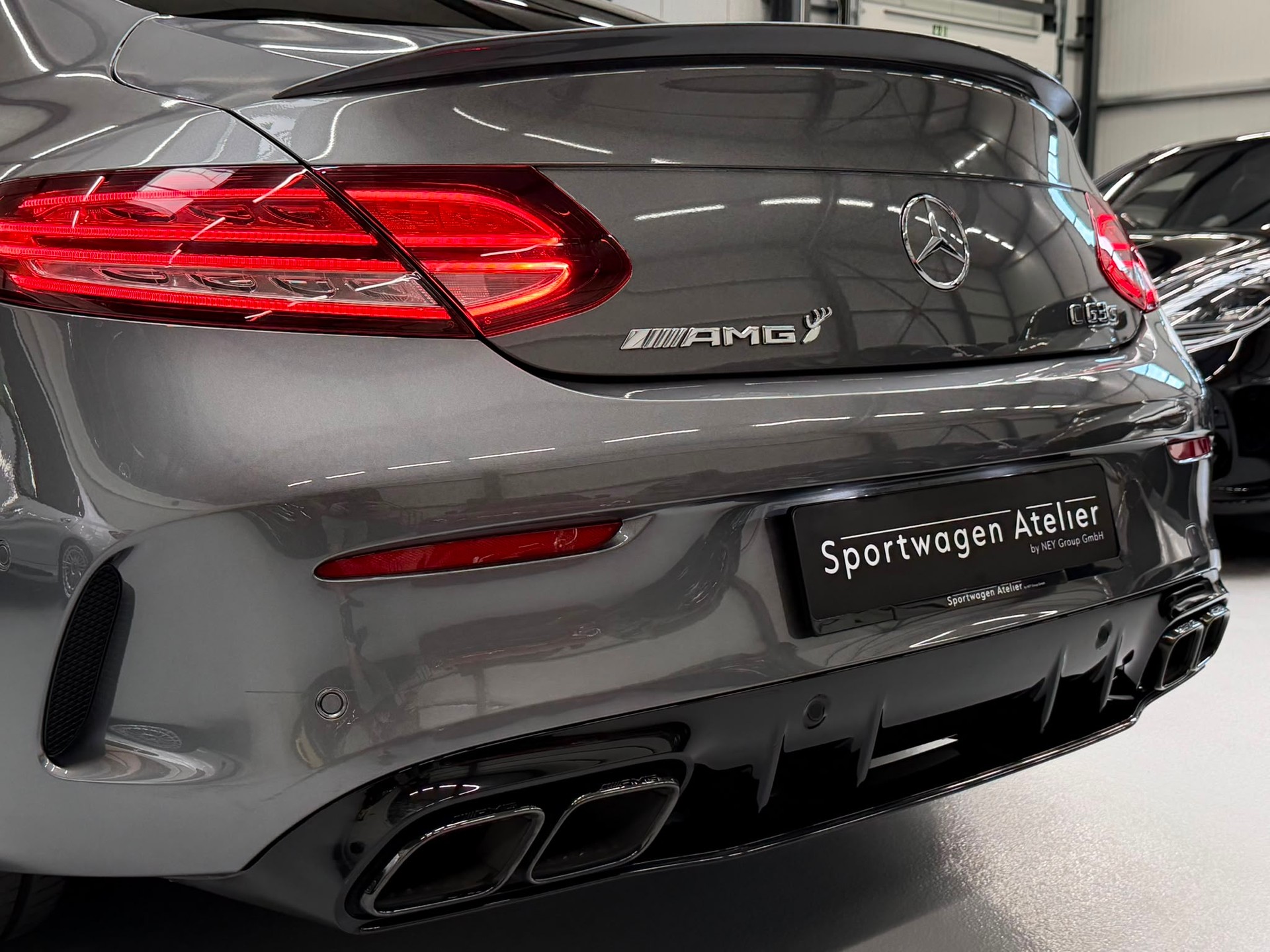 MERCEDES-BENZ C 63 S AMG 9G-tronic-image-5