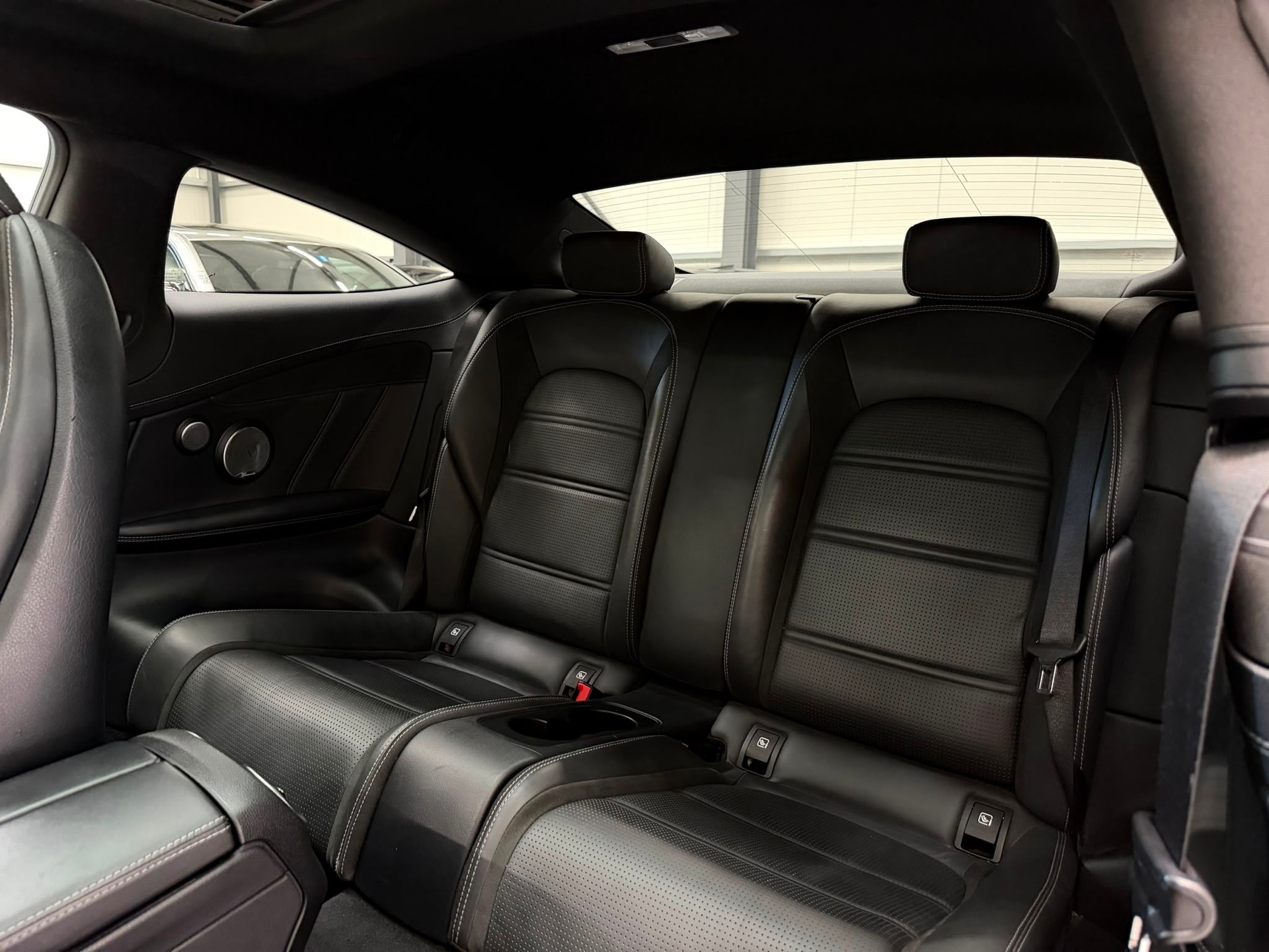 MERCEDES-BENZ C 63 S AMG 9G-tronic-image-26