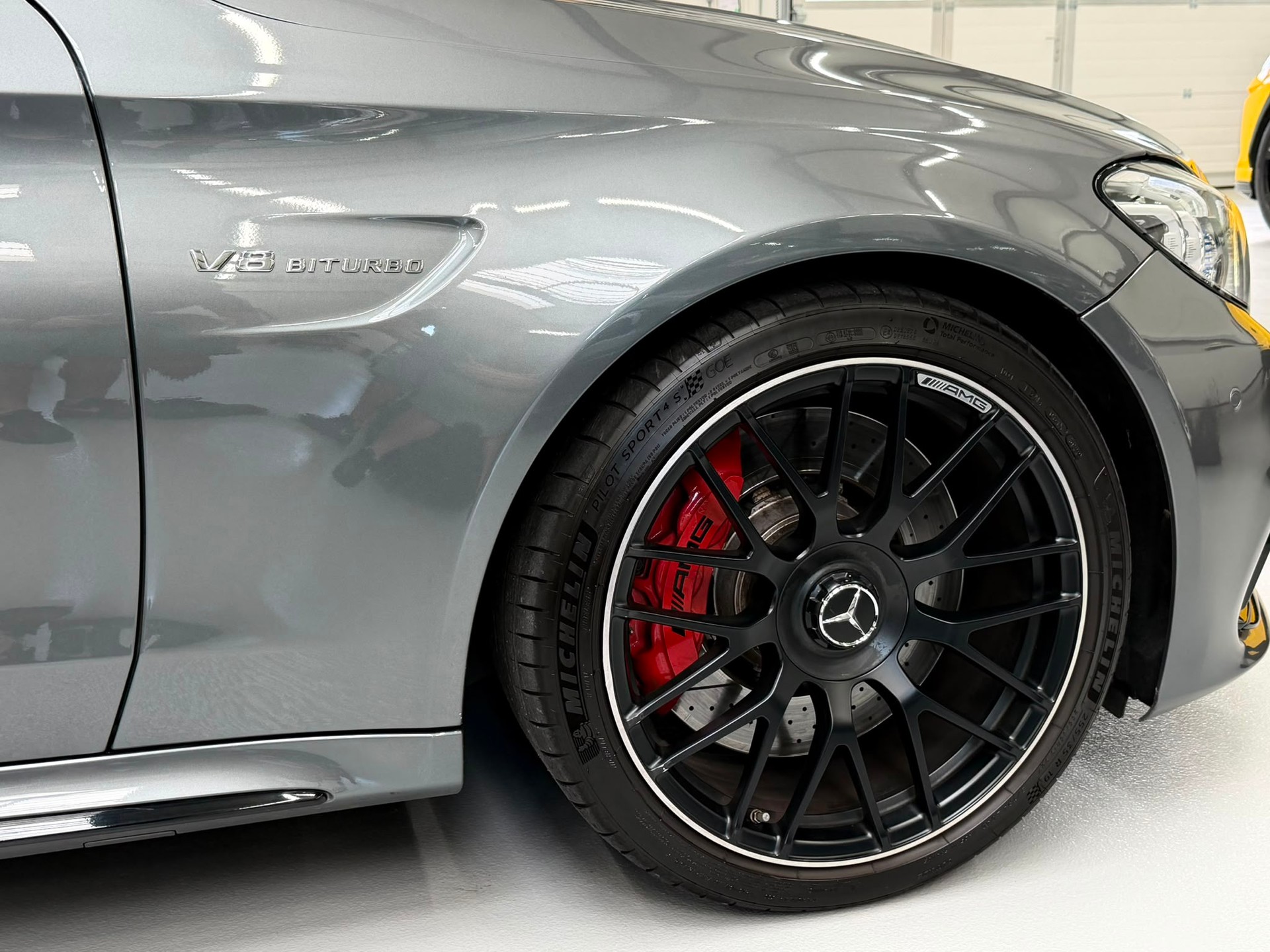 MERCEDES-BENZ C 63 S AMG 9G-tronic-image-9