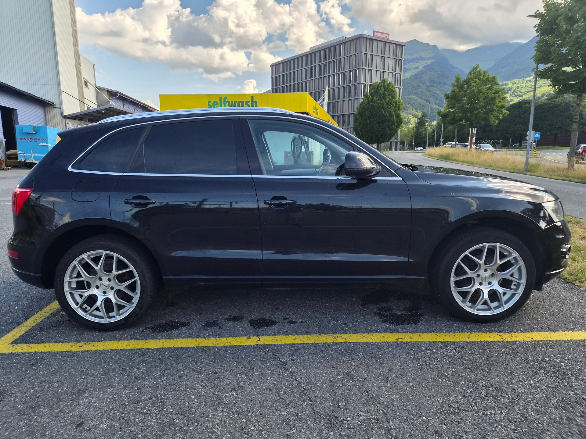 AUDI Q5 2.0 TFSI quattro S-tronic-image-3