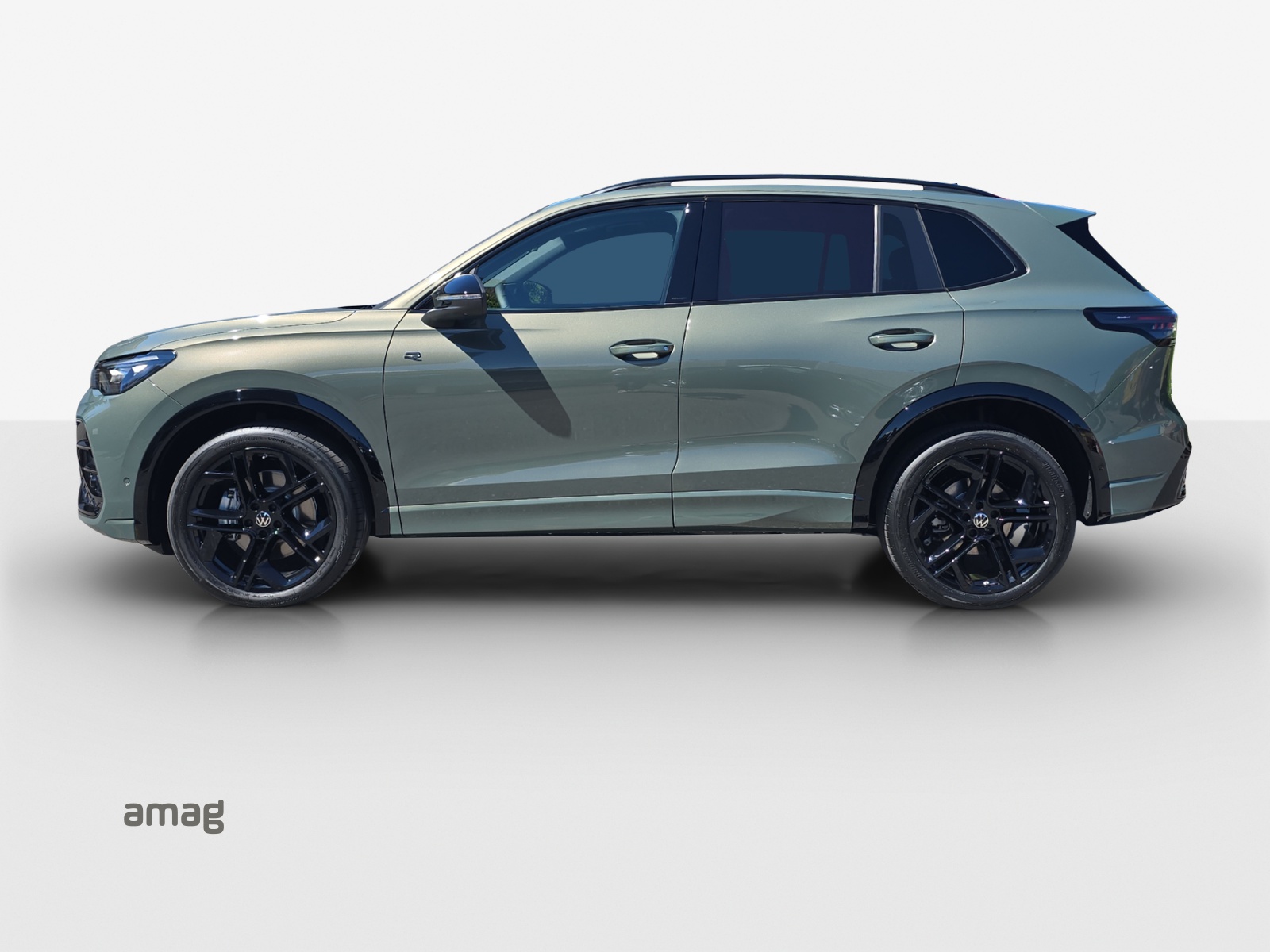 VW Tiguan 2.0 TSI DSG R-Line 4Motion-image-1