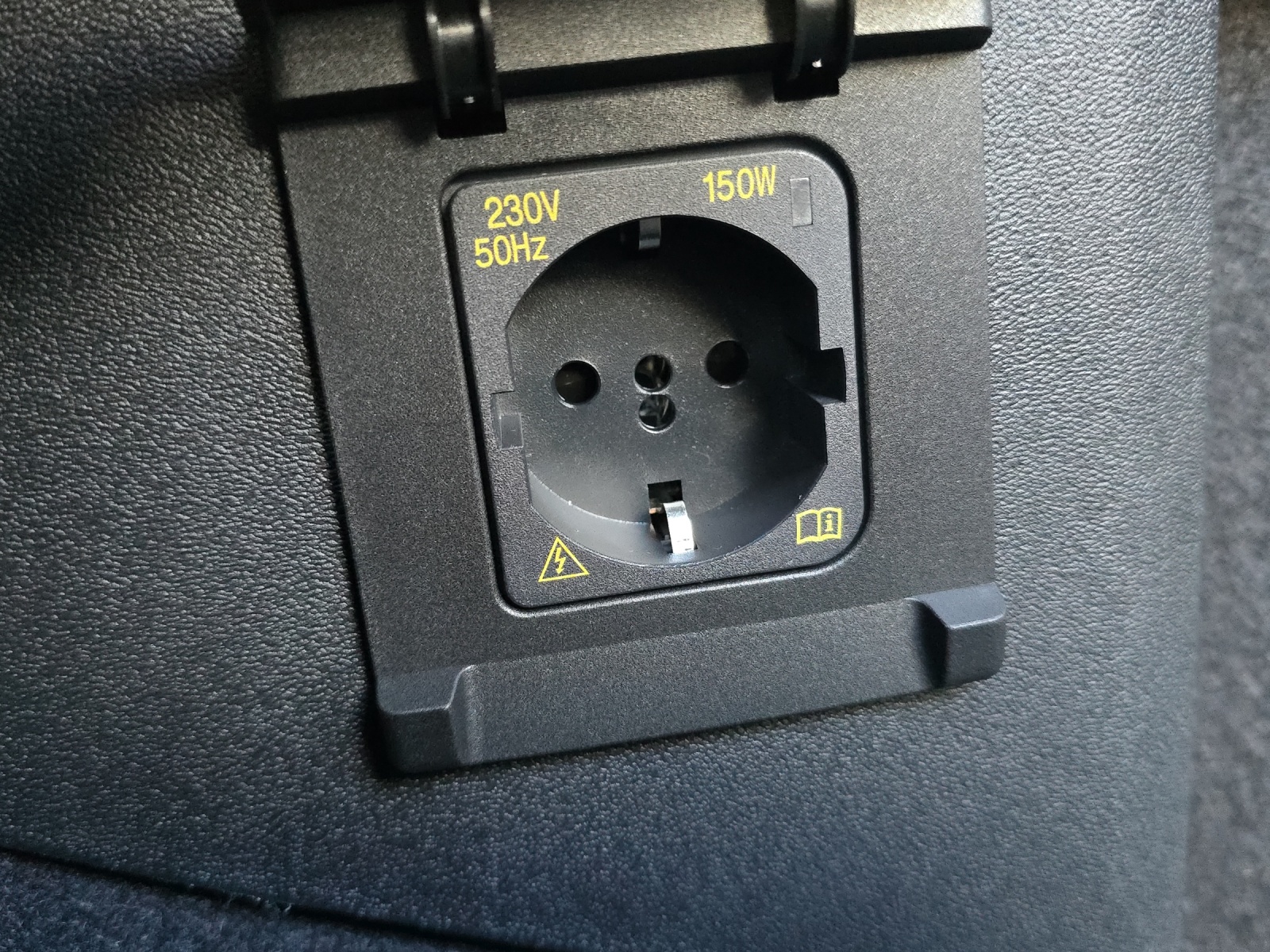 VW Tiguan 2.0 TSI DSG R-Line 4Motion-image-14