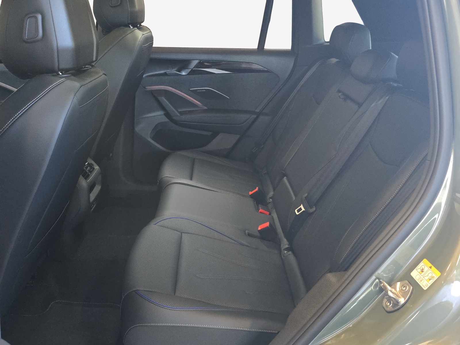 VW Tiguan 2.0 TSI DSG R-Line 4Motion-image-11