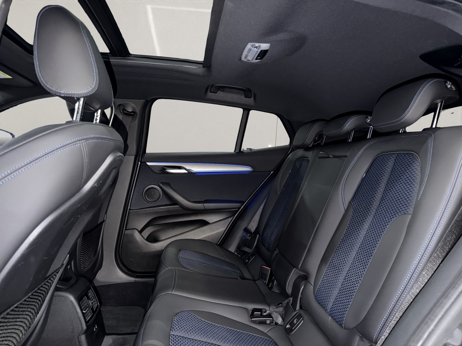 BMW X2 xDrive 18d M Sport Steptronic-image-10