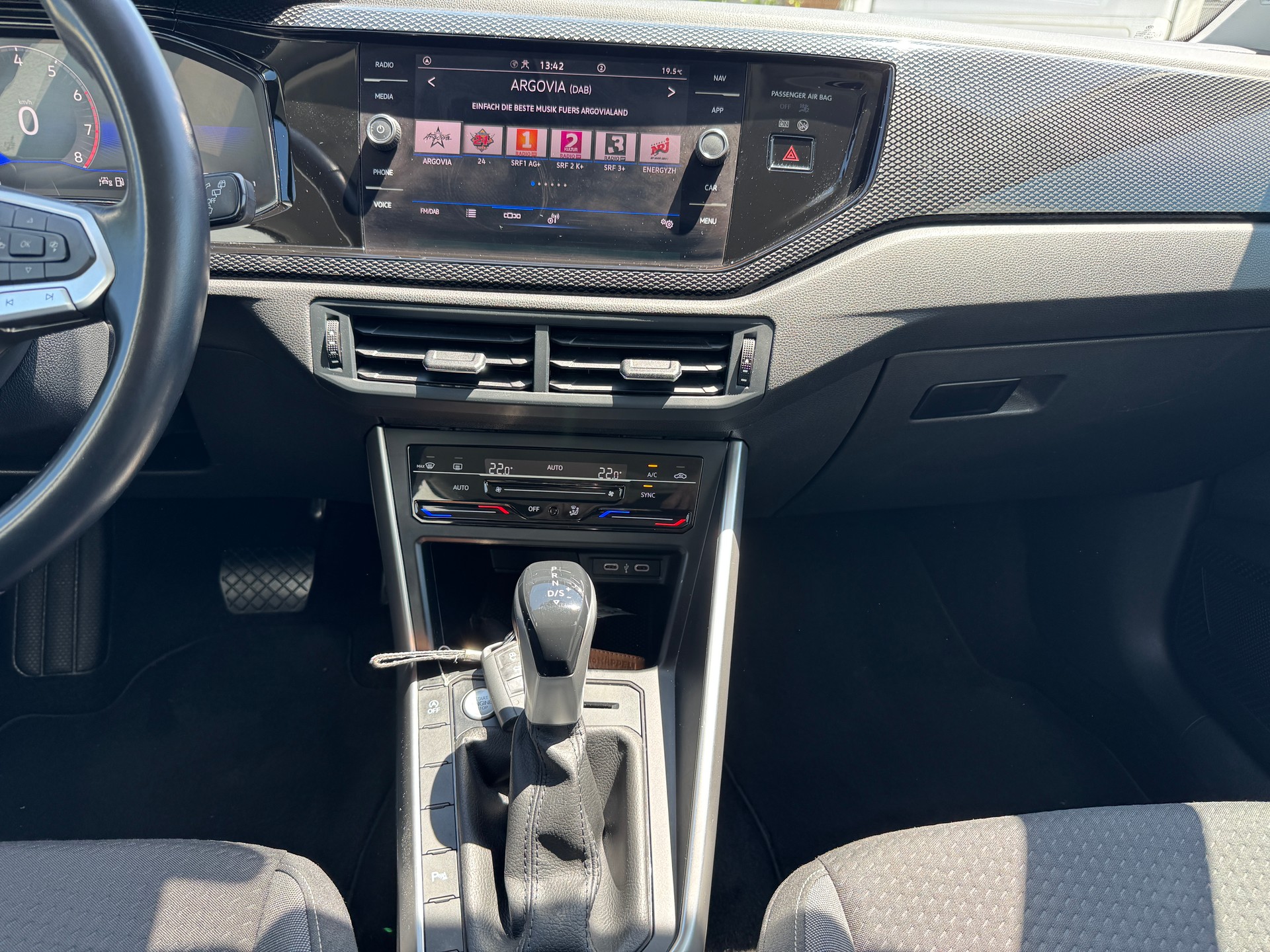 VW Polo 1.0 TSI Life DSG-image-14