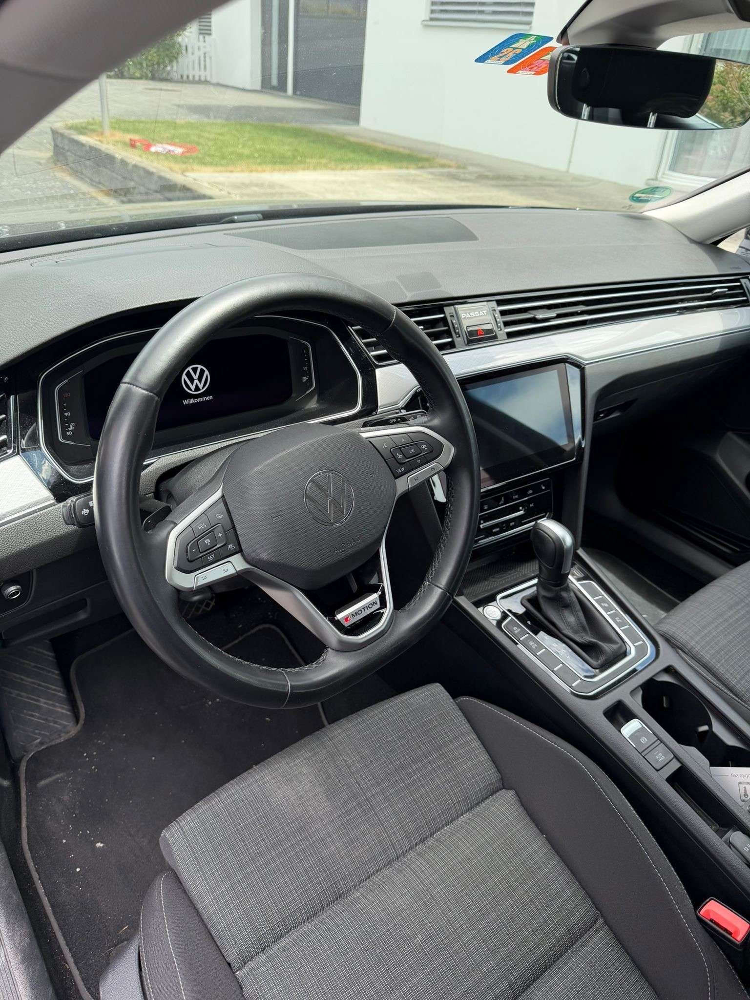 VW Passat 2.0 TDI BMT Business 4Motion DSG-image-4