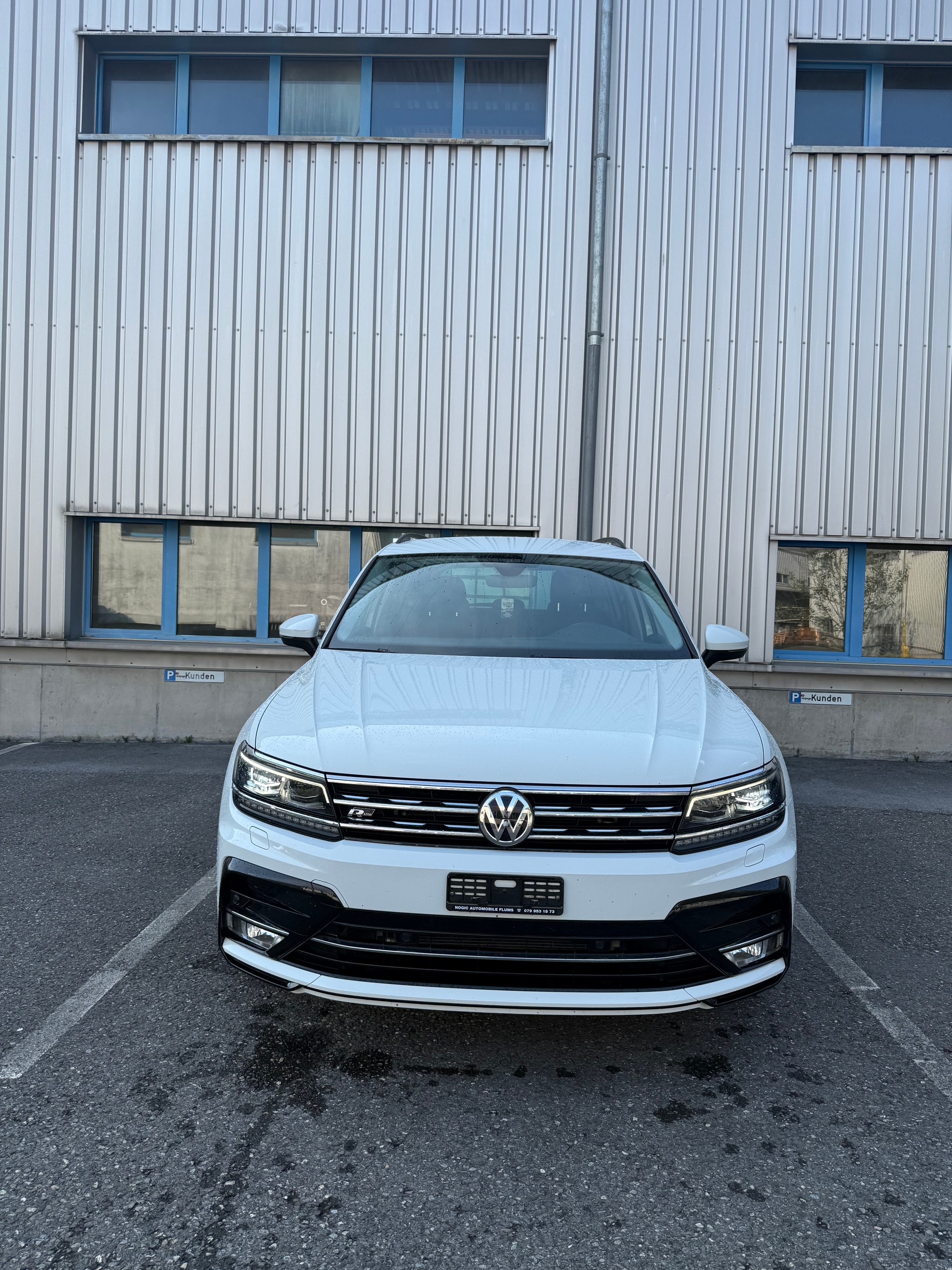 VW Tiguan 2.0 TDI R-Line Trendline 4Motion DSG-image-1