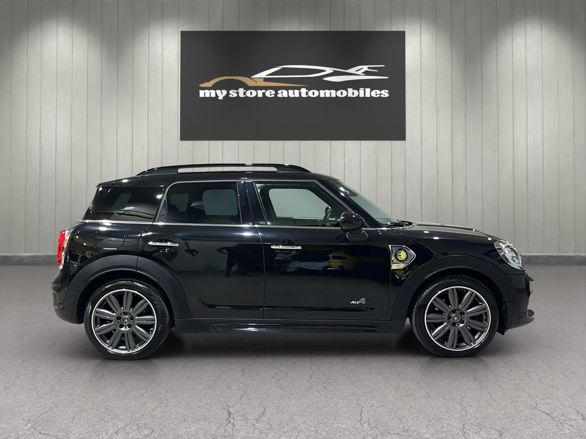 MINI Countryman Cooper S E ALL4 Steptronic Trafalgar-image-0