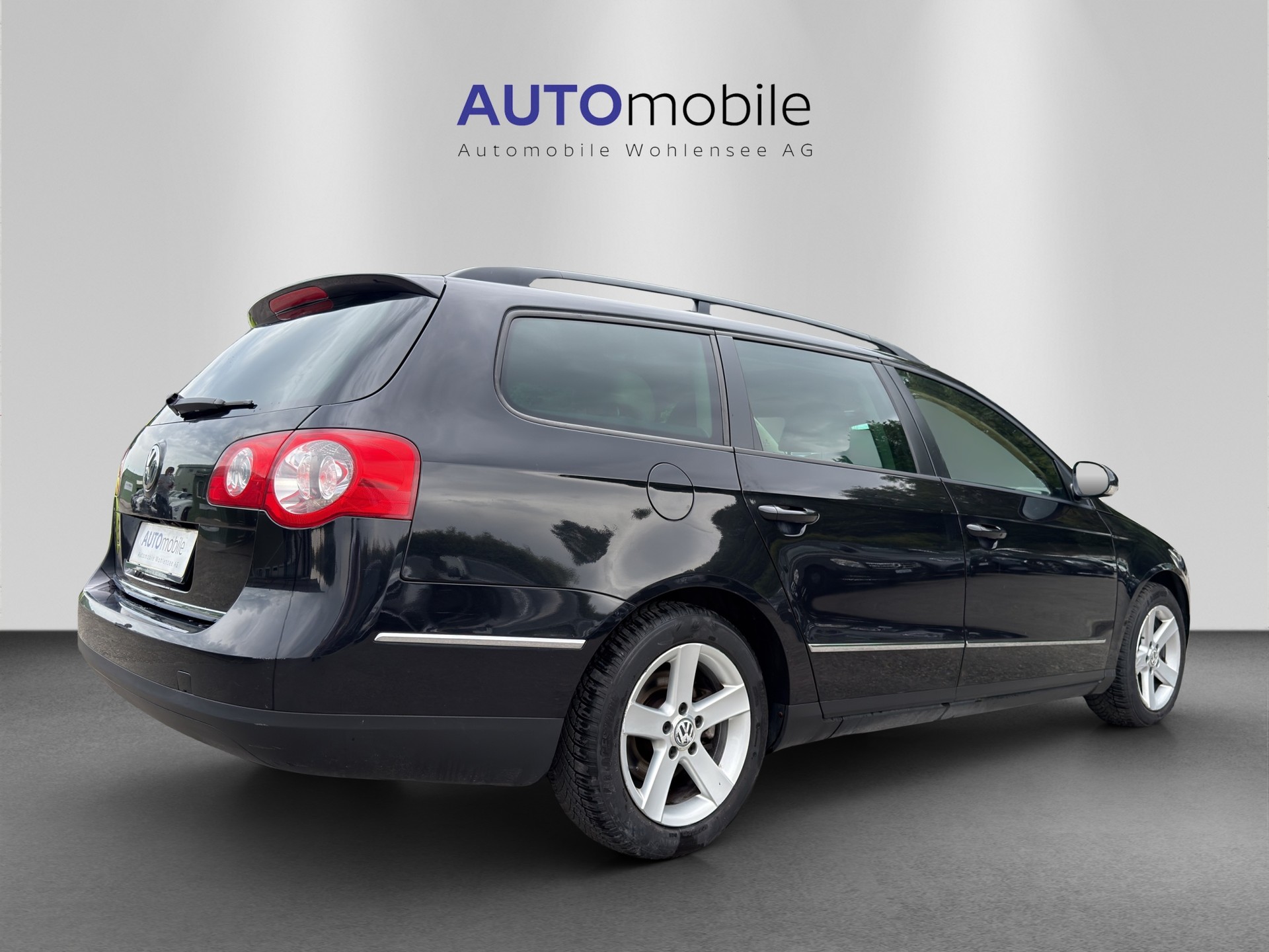 VW Passat Variant 2.0T FSI Sportline-image-4
