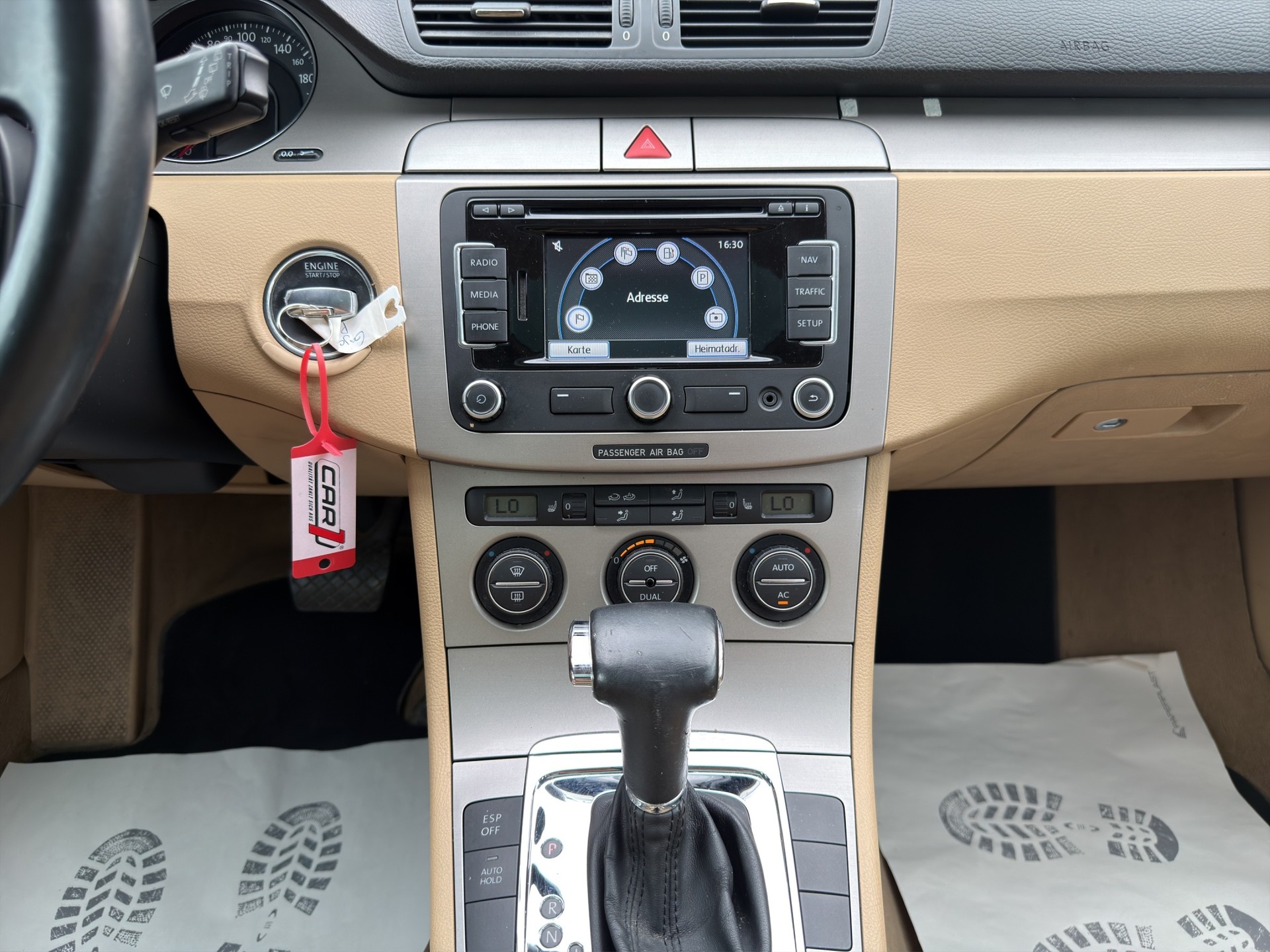 VW Passat Variant 2.0T FSI Sportline-image-10