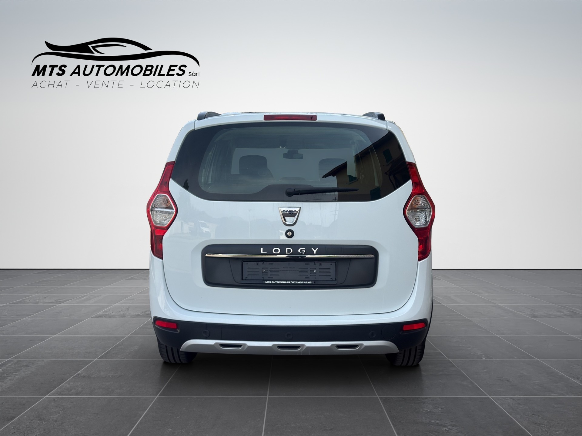 DACIA Lodgy TCE 130 Stepway 7PL-image-4