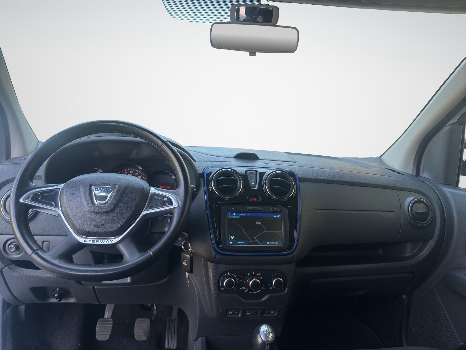 DACIA Lodgy TCE 130 Stepway 7PL-image-13
