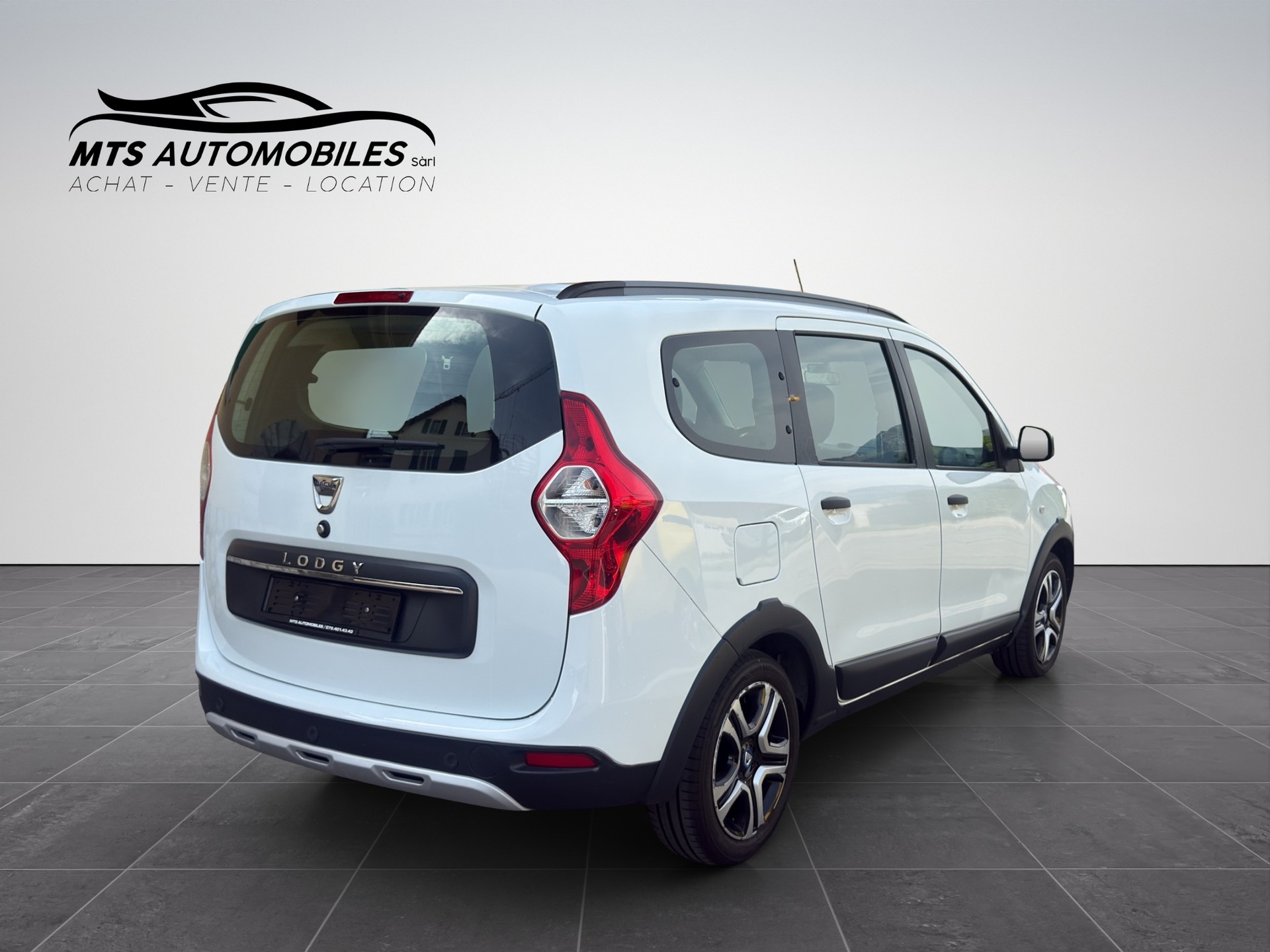 DACIA Lodgy TCE 130 Stepway 7PL-image-5
