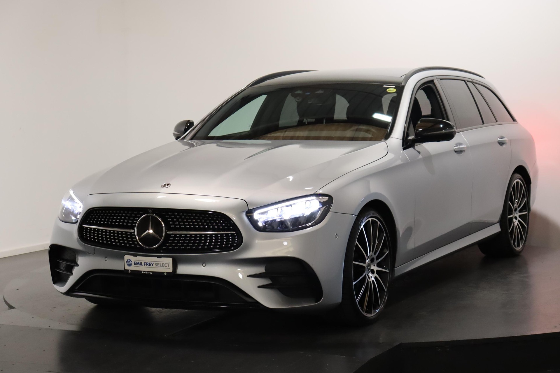 MERCEDES-BENZ E 220 d AMG Line 4matic Kombi