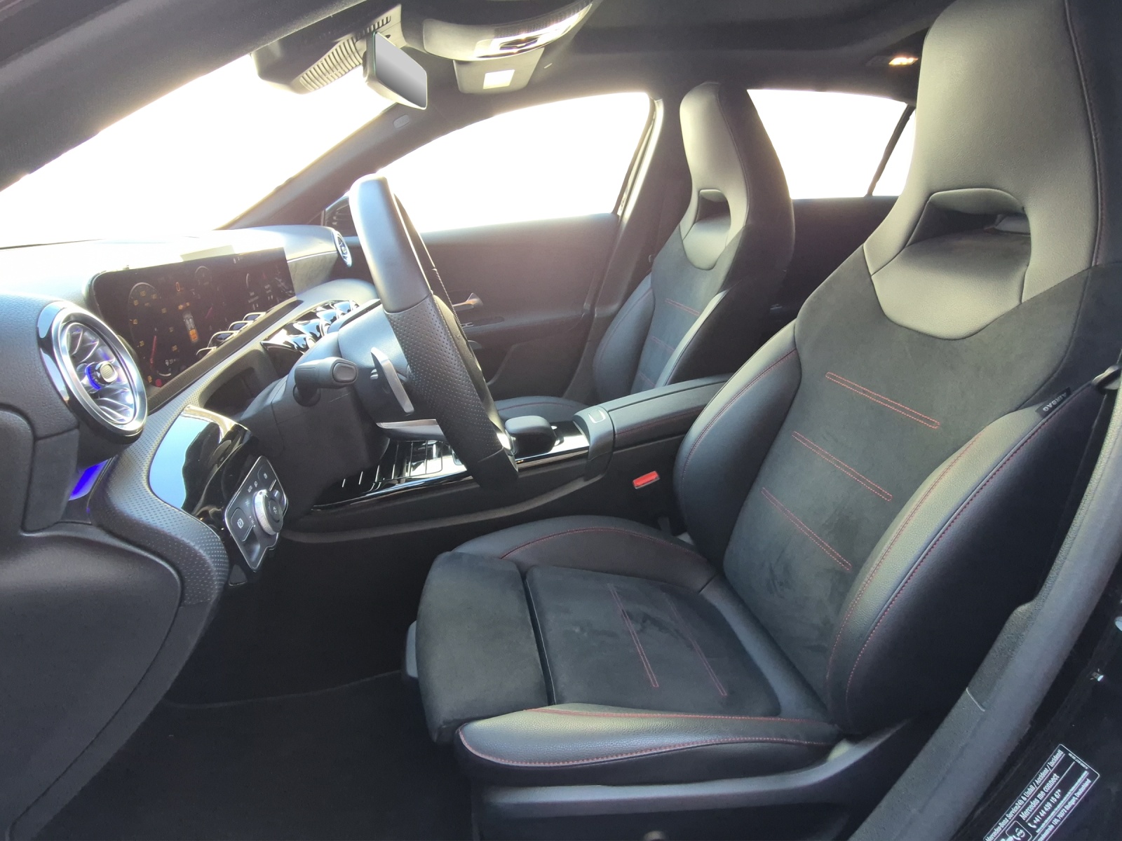 MERCEDES-BENZ A 250 4Matic 8G-DCT-image-8