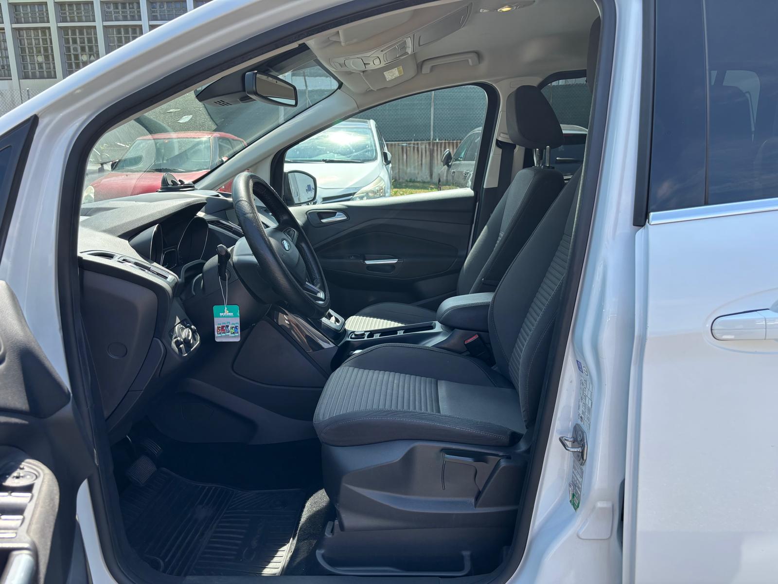 FORD 2.0 TDCi 150 Titanium S/S-image-4