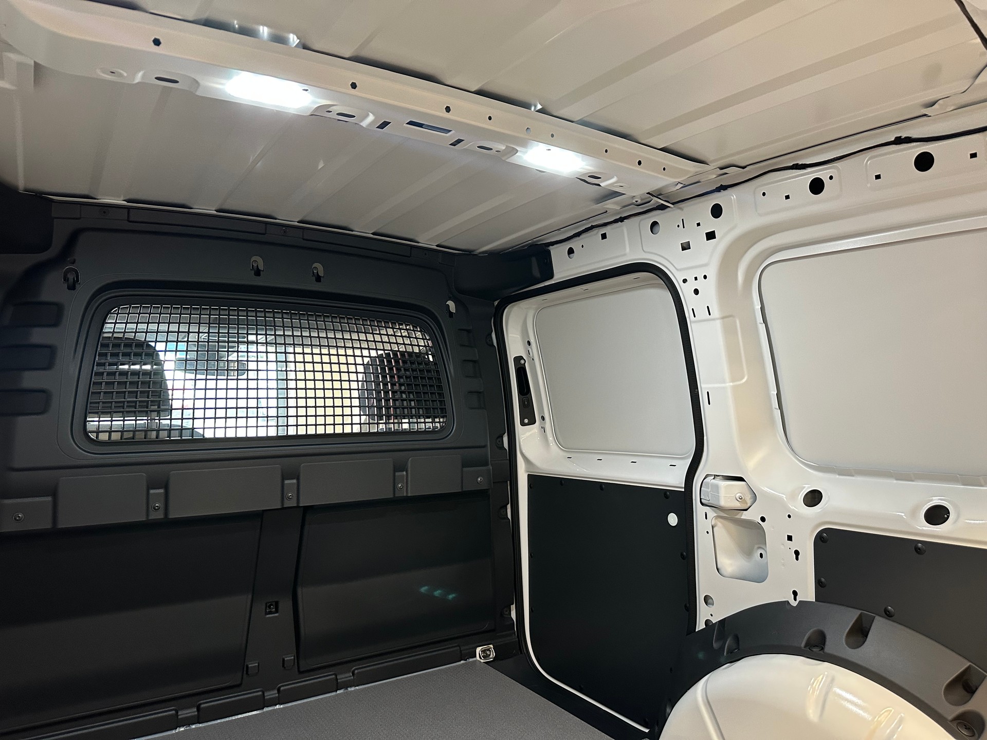 VW Caddy Cargo 1.5 TSI-image-14