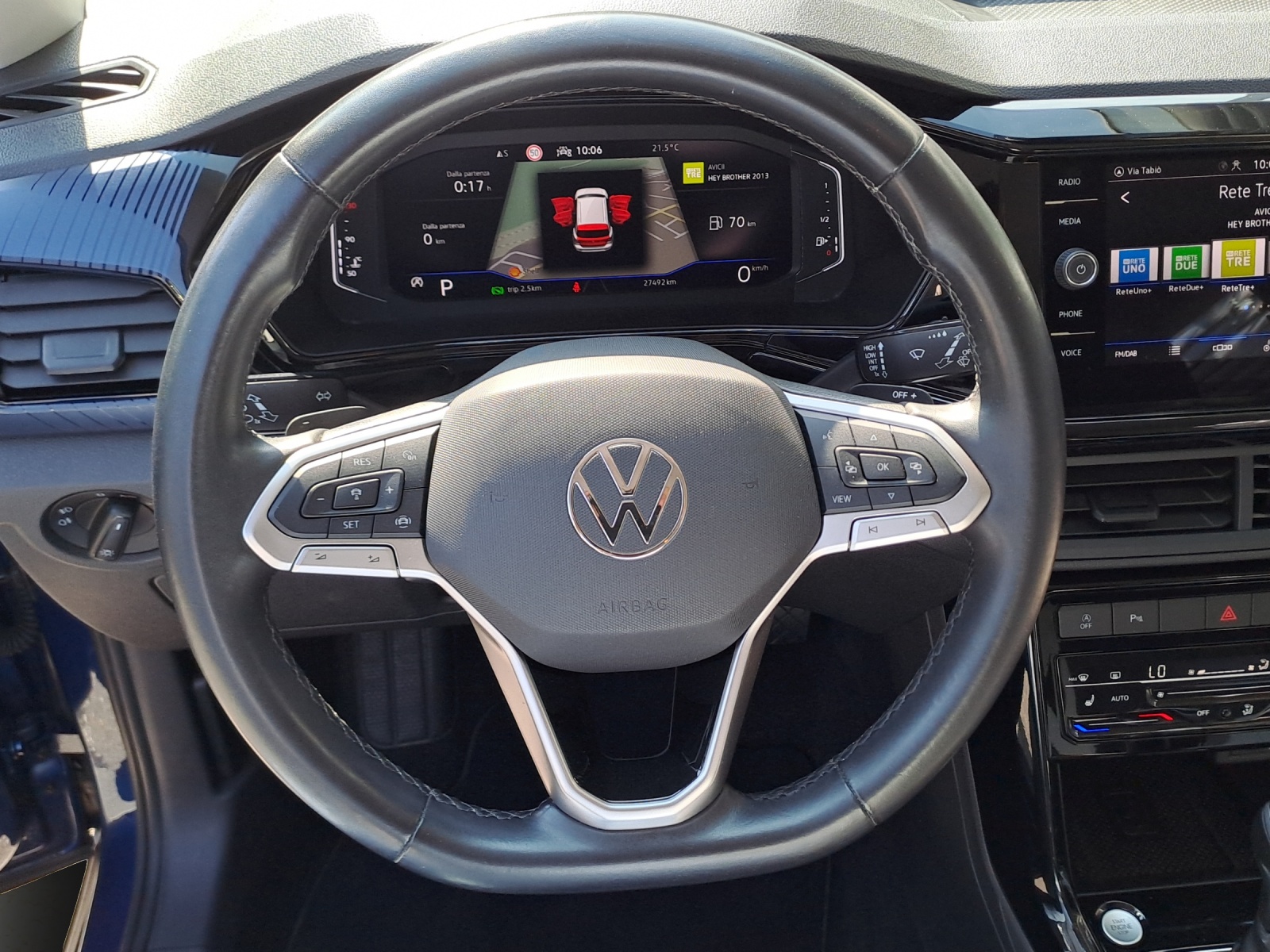 VW T-Cross 1.0 TSI Life Limited DSG-image-9
