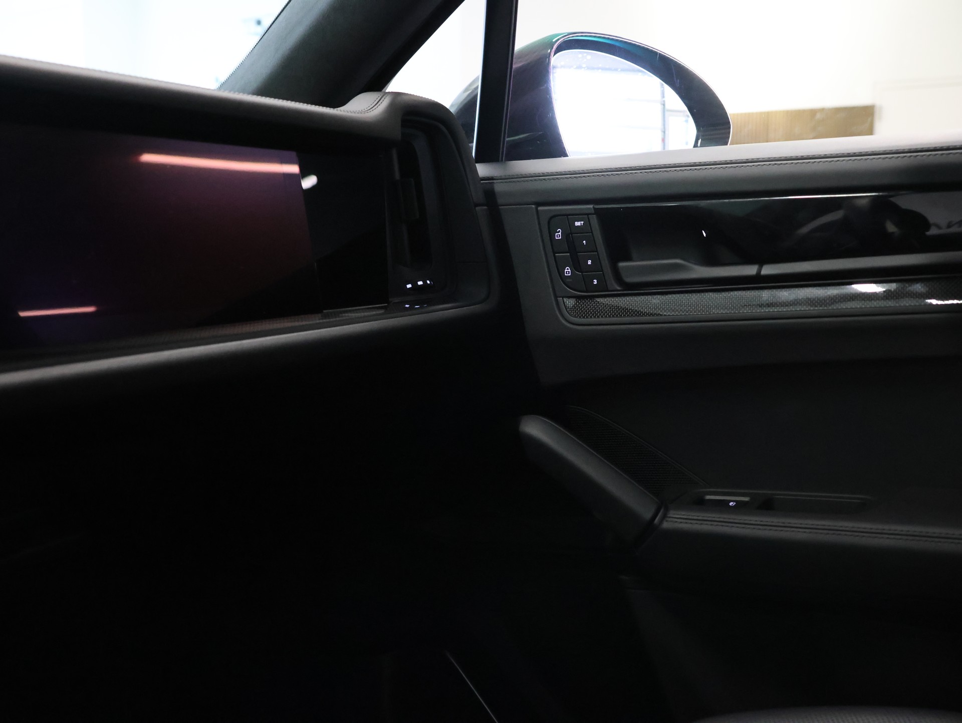 PORSCHE Cayenne Turbo E-Hybrid Tiptronic *360-Kamera* *Burmester* *Sitzheizung*-image-20