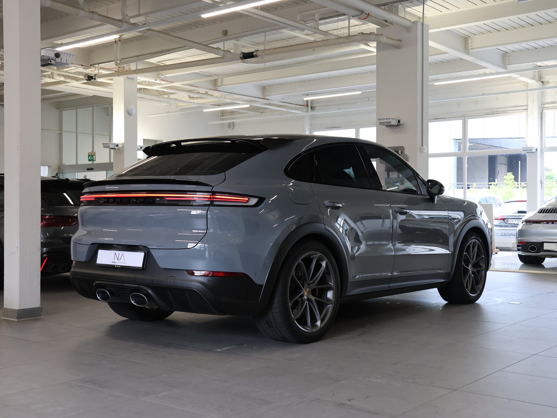 PORSCHE Cayenne Turbo E-Hybrid Tiptronic *360-Kamera* *Burmester* *Sitzheizung*-image-5