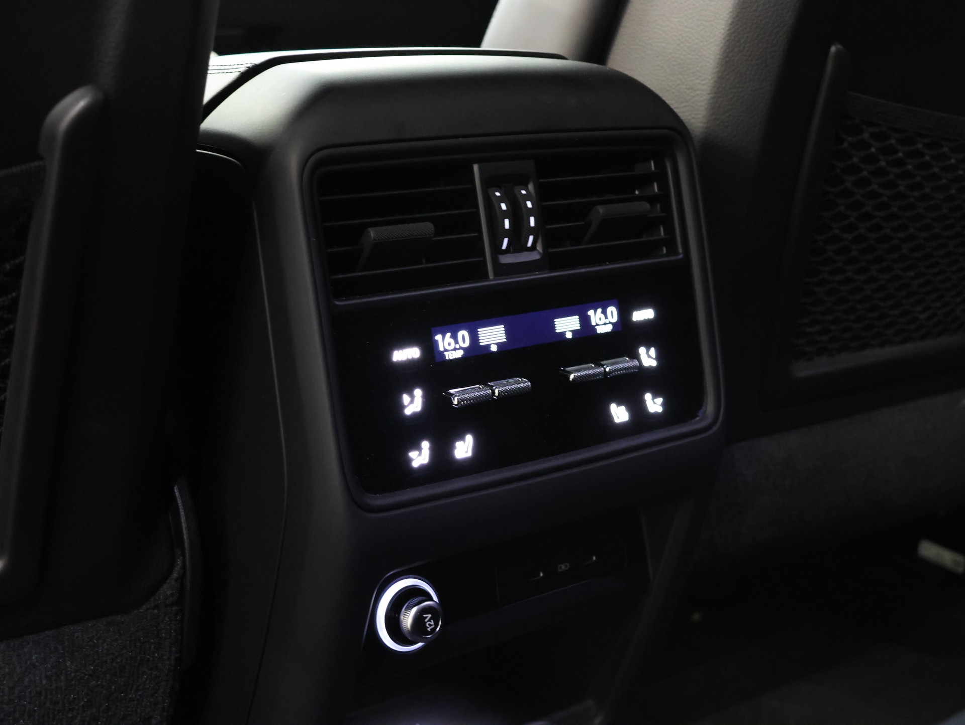 PORSCHE Cayenne Turbo E-Hybrid Tiptronic *360-Kamera* *Burmester* *Sitzheizung*-image-27