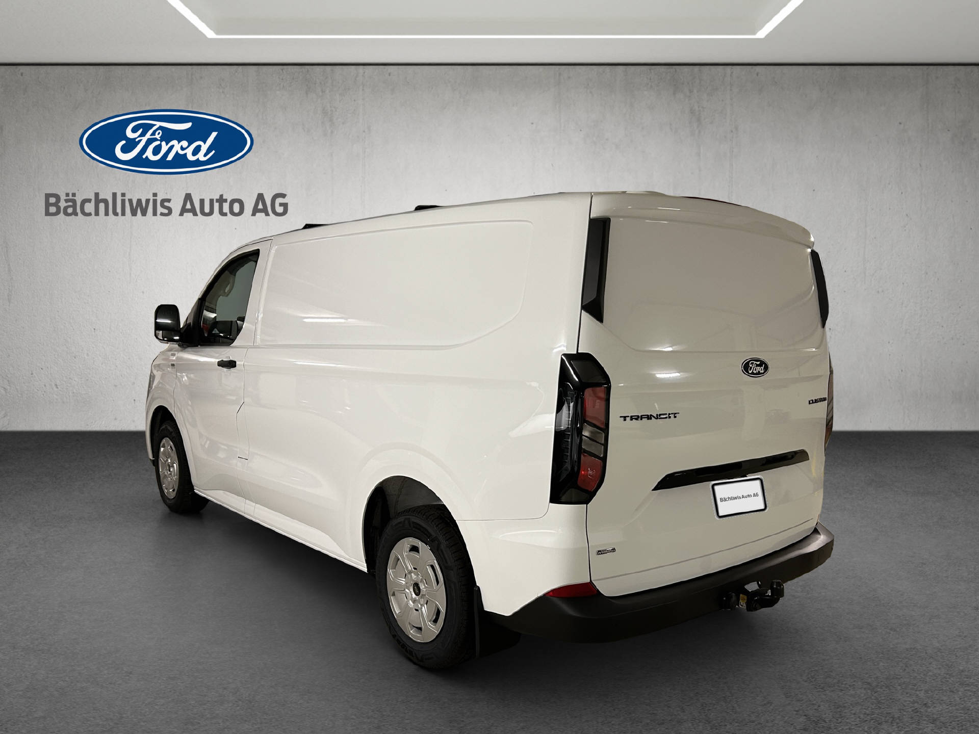 FORD Transit Custom Van 320 L1 2.5 Duratec 233 Trend PHEV-showroom-element-2