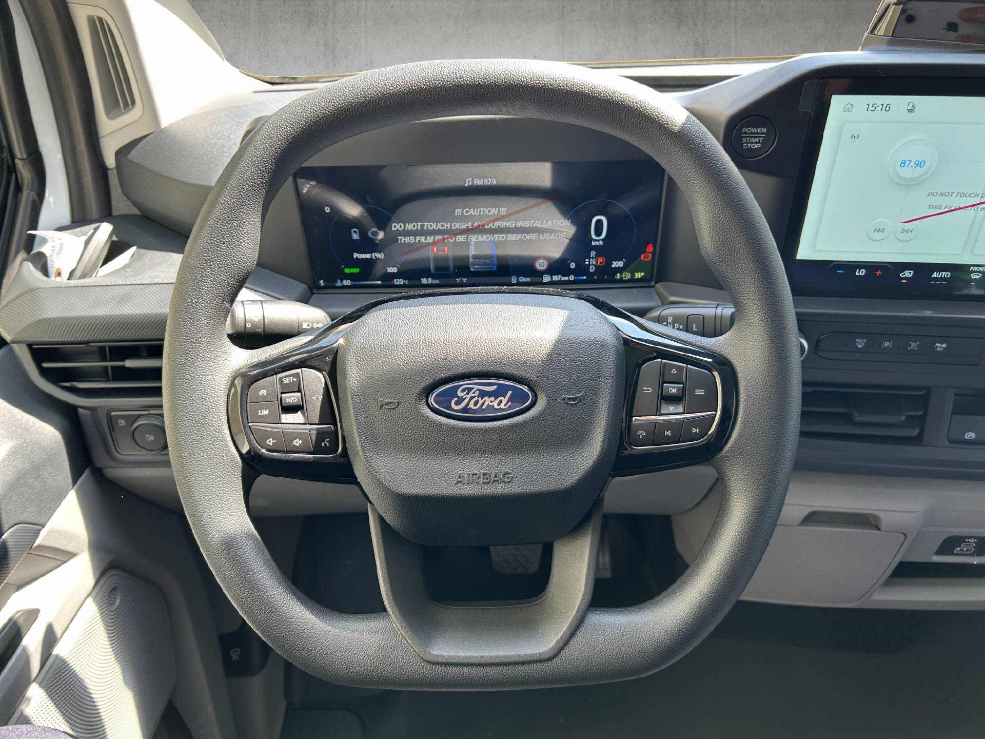 FORD Transit Custom Van 320 L1 2.5 Duratec 233 Trend PHEV-image-10