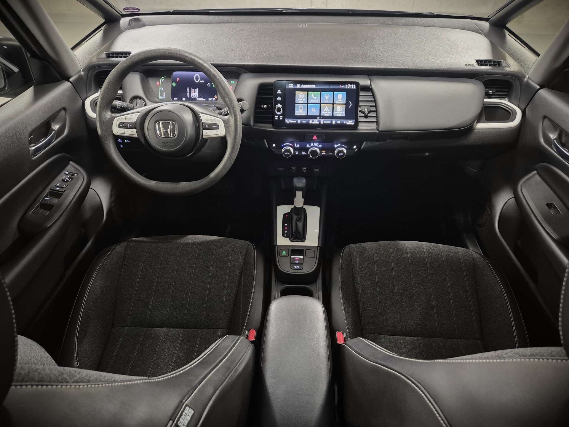 HONDA Jazz 1.5i-MMD Elegance E-CVT-image-13