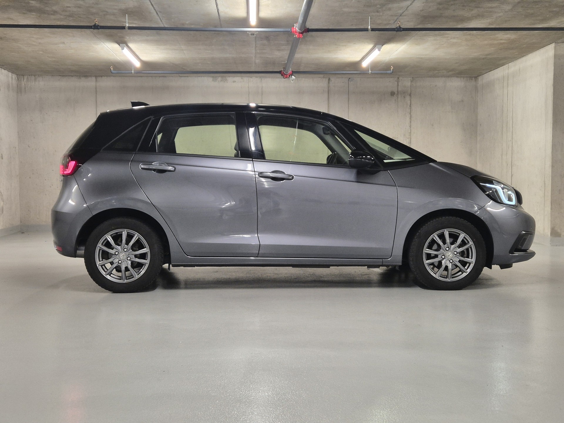 HONDA Jazz 1.5i-MMD Elegance E-CVT-image-5