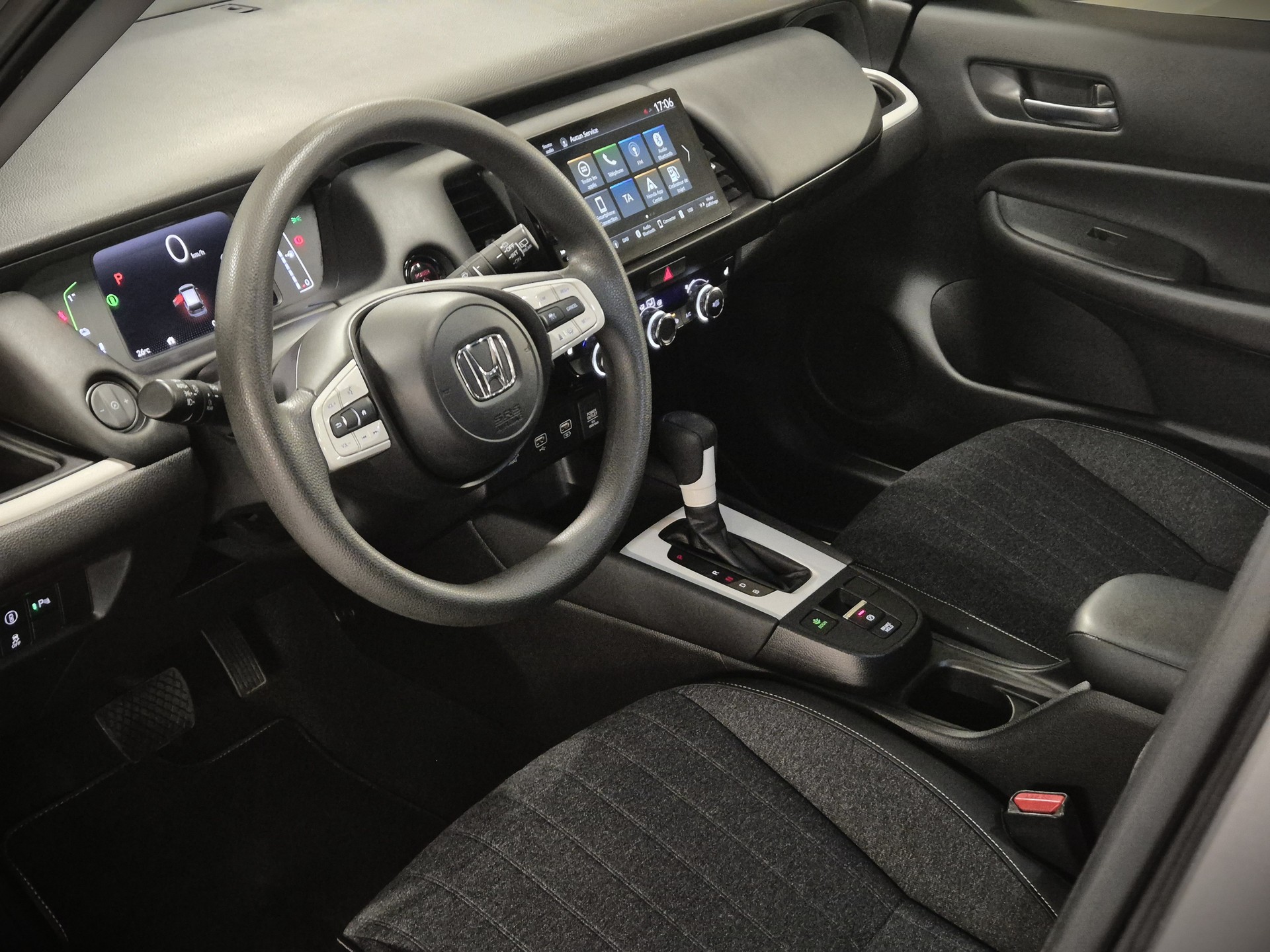 HONDA Jazz 1.5i-MMD Elegance E-CVT-image-11
