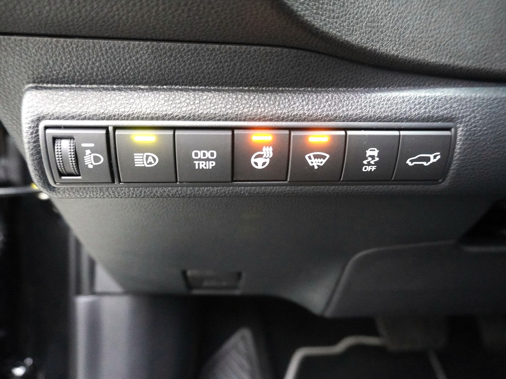 TOYOTA Corolla Touring Sports 2.0 HSD Trend-image-19