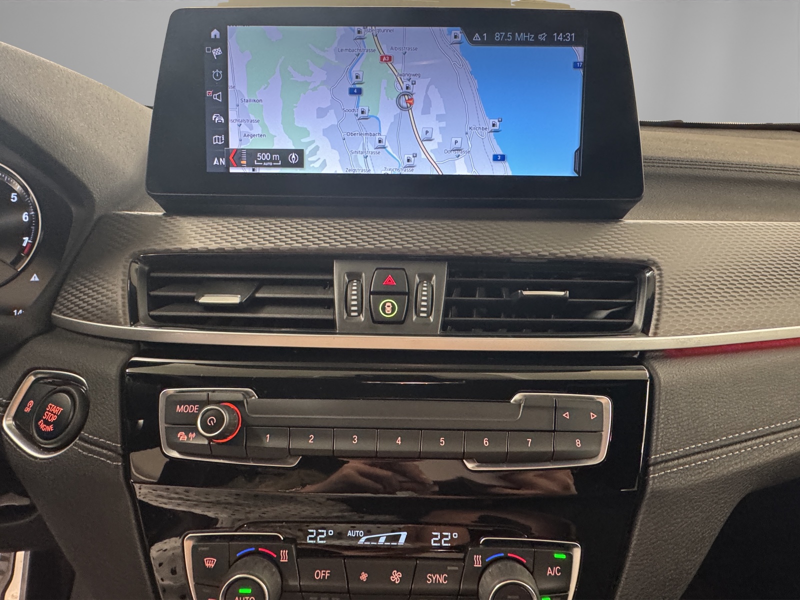 BMW X2 20i xDrive SAG-image-18