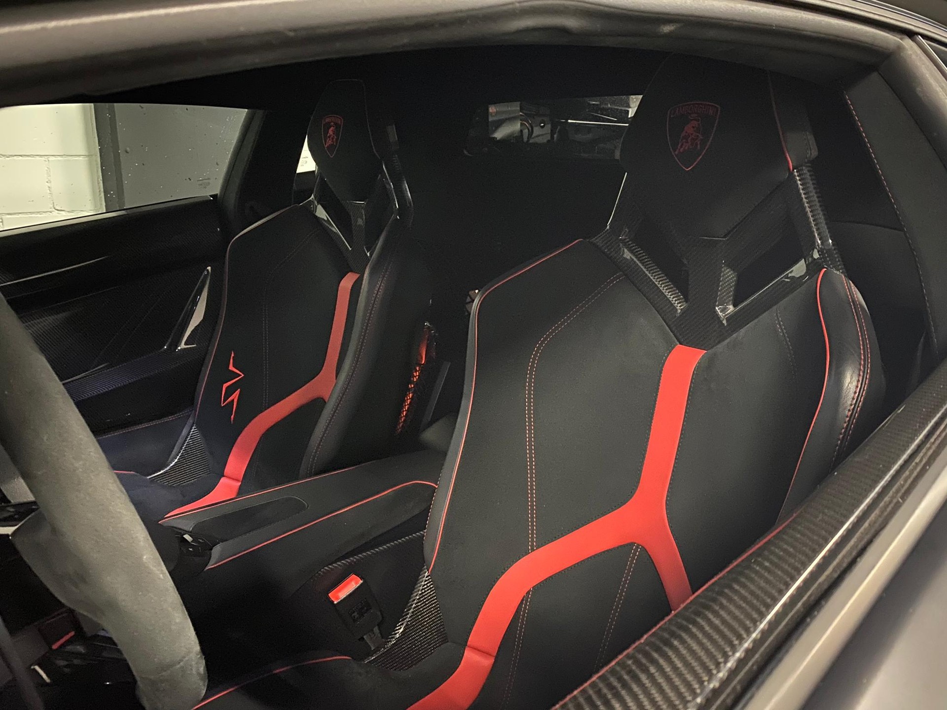LAMBORGHINI Aventador LP750-4 V Superveloce Coupé E-Gear Ad Personam Mattlackierung "1 of 600"-image-10