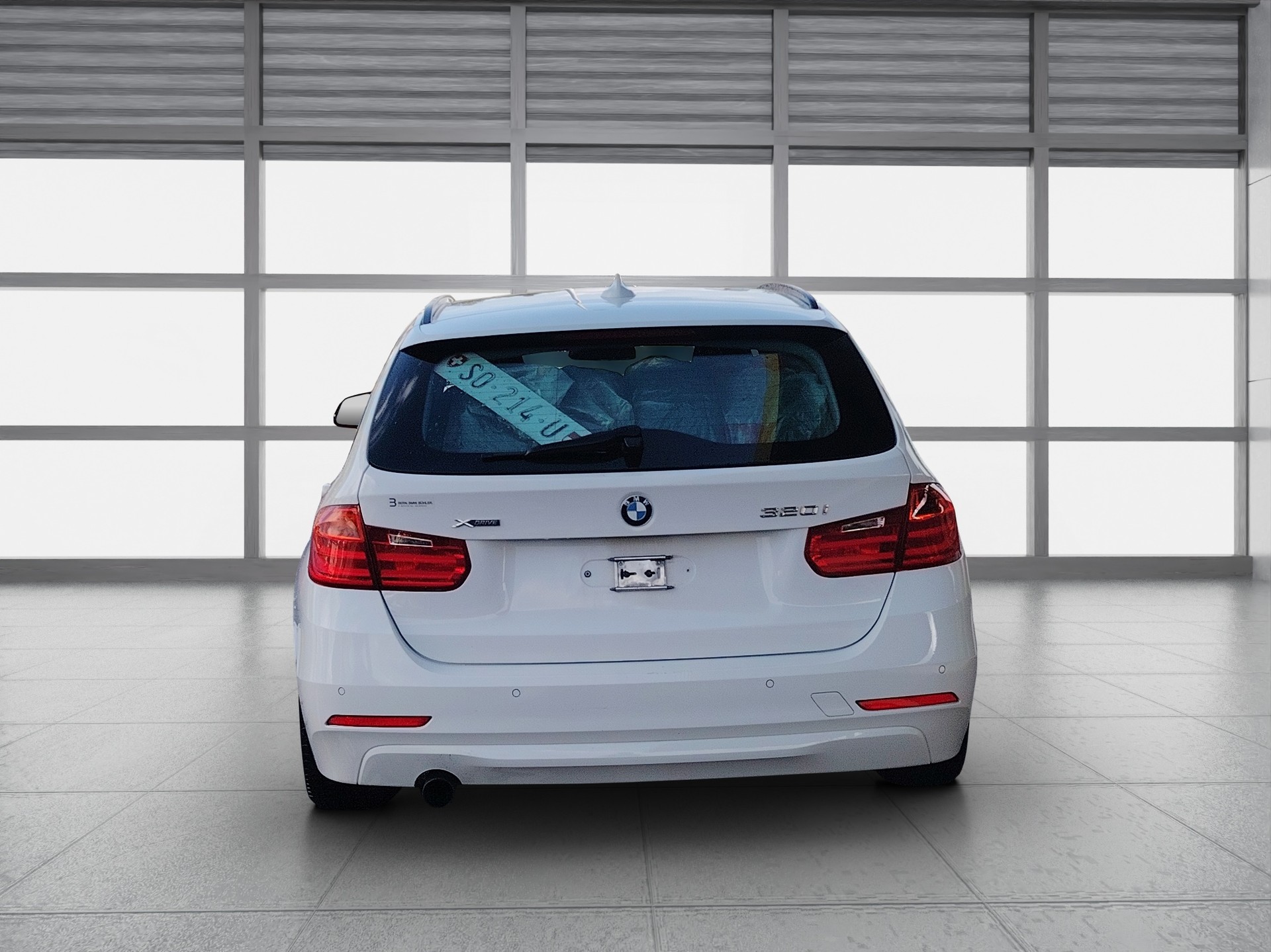 BMW 320i xDrive Touring Steptronic-image-4