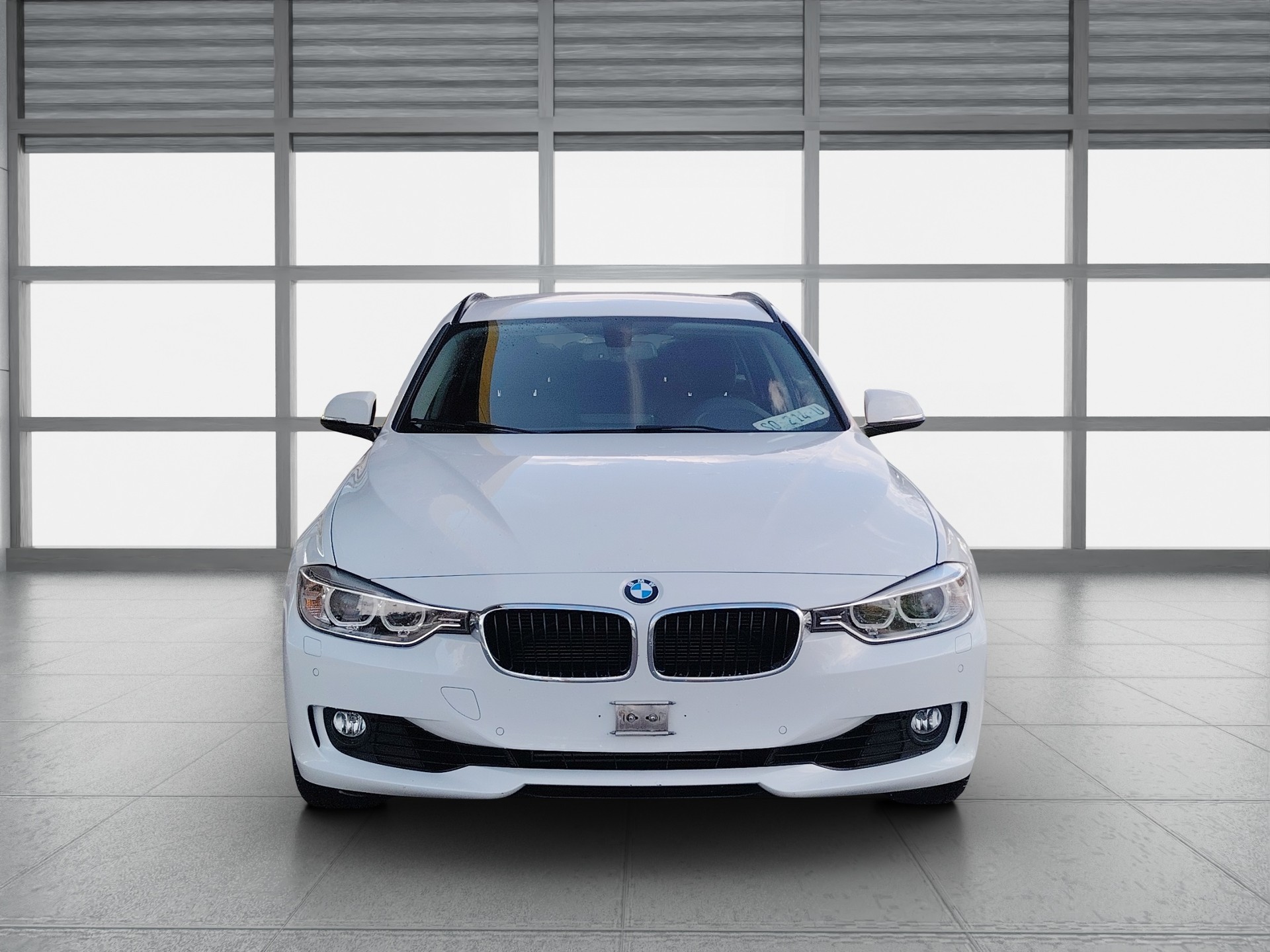 BMW 320i xDrive Touring Steptronic-image-2