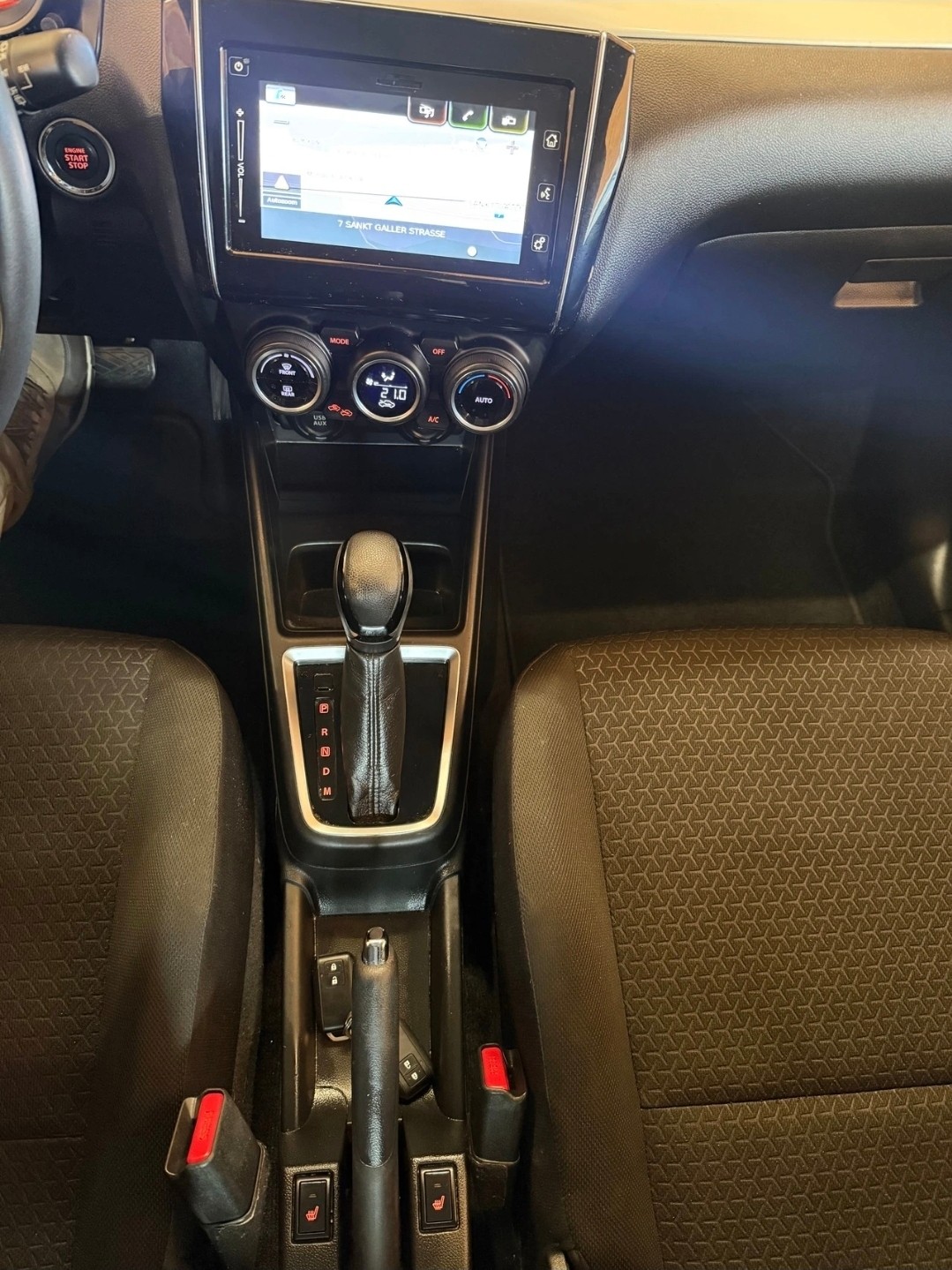 SUZUKI Swift 1.0 12V Compact Top Automatic-image-11
